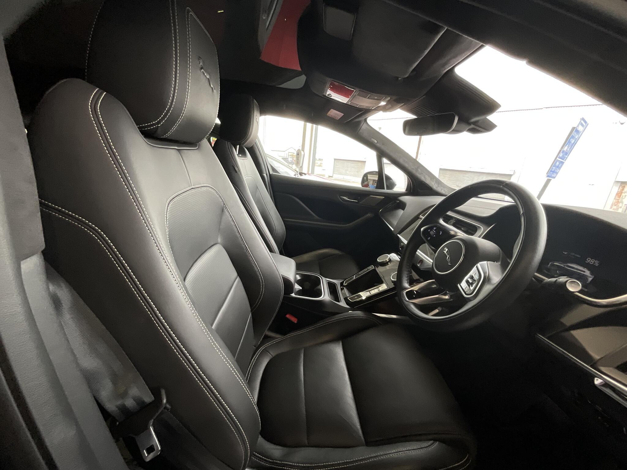 Jaguar I-Pace - Image 9