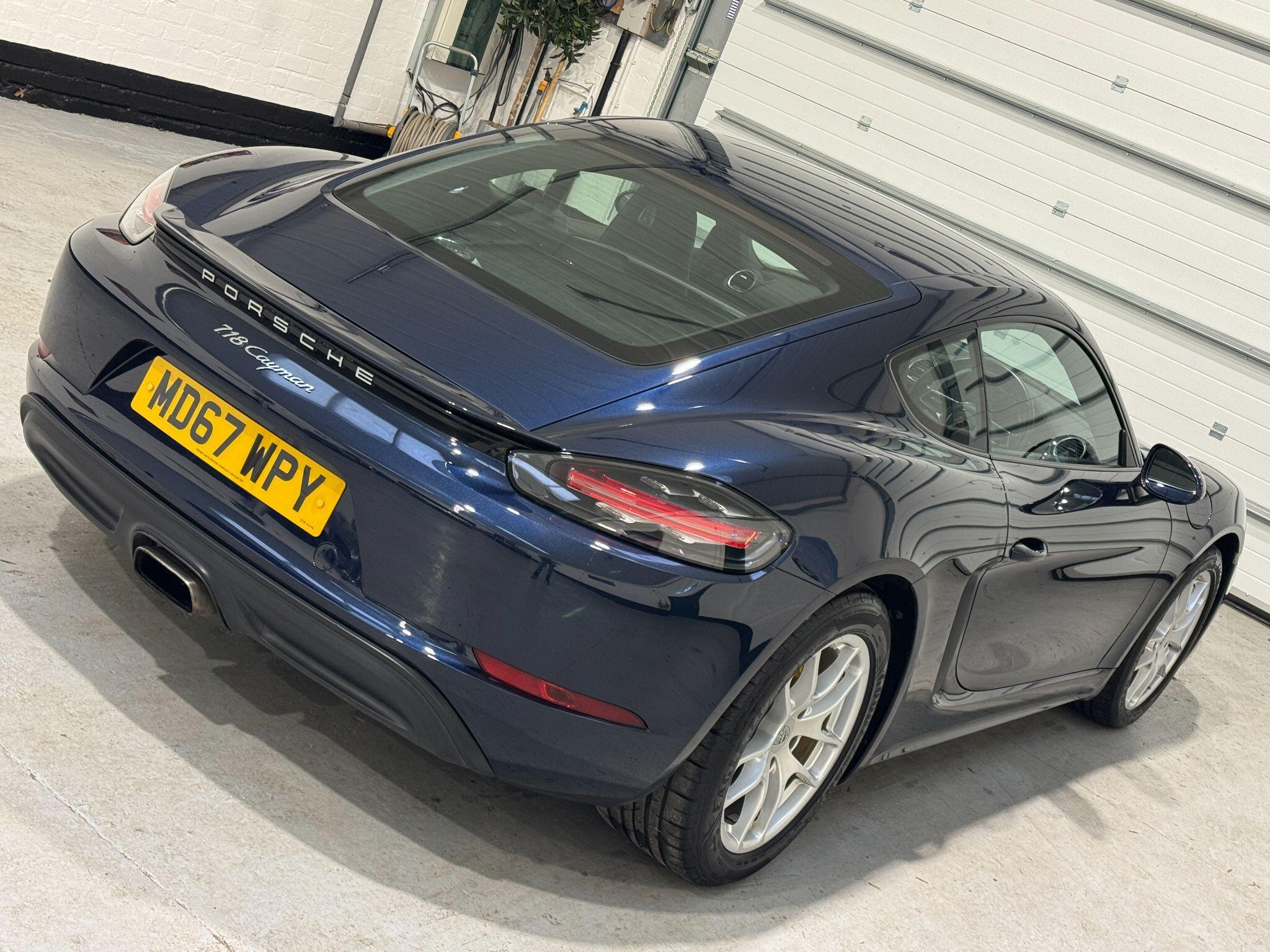 Porsche 718 Cayman - Image 31