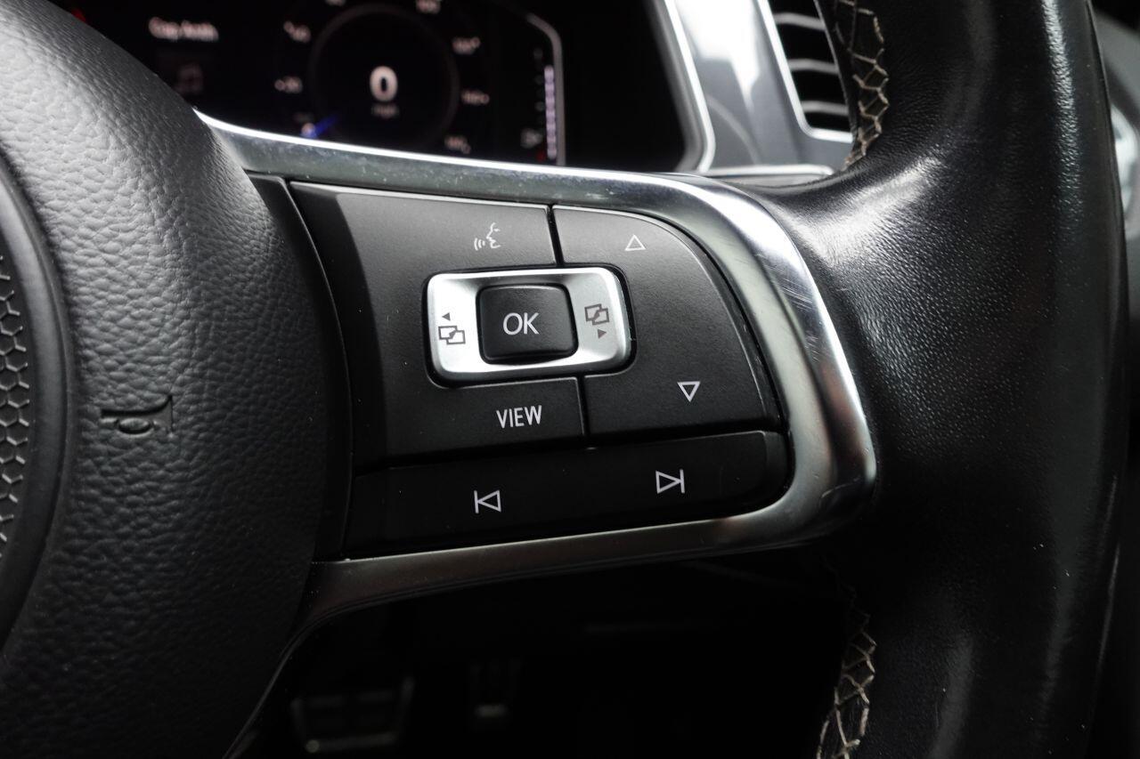 Volkswagen Tiguan - Image 34