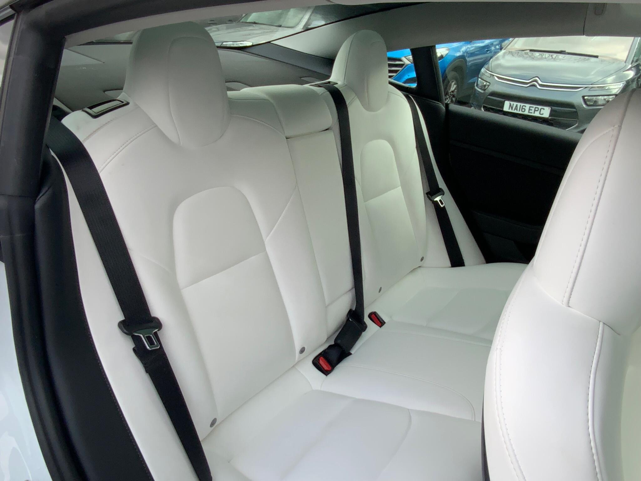 Tesla Model 3 - Image 25