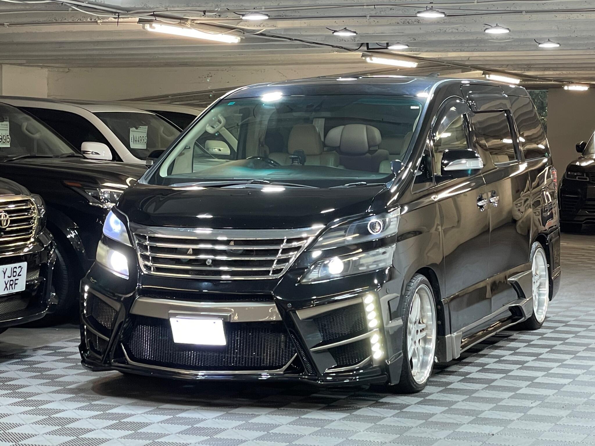 Toyota Vellfire - Image 6