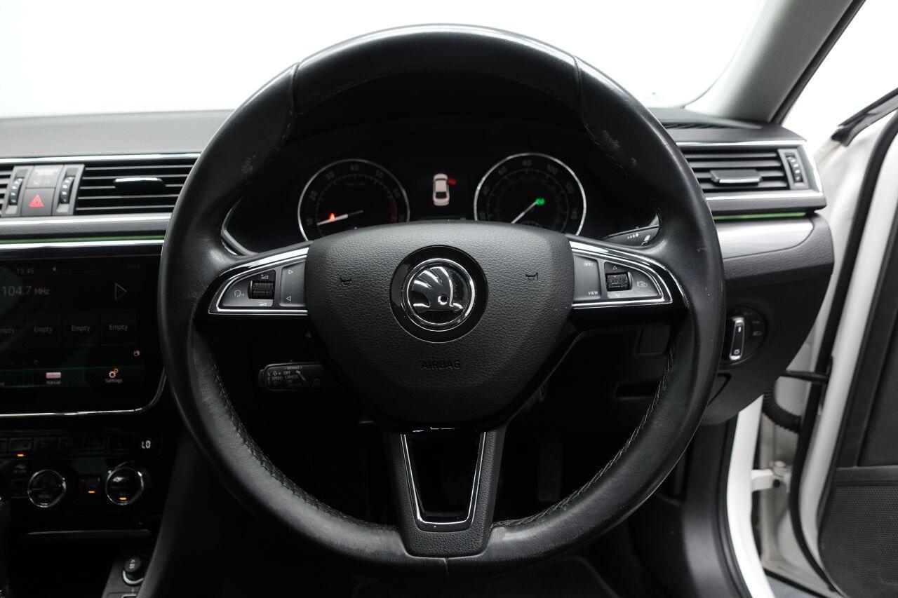 Skoda Superb - Image 44