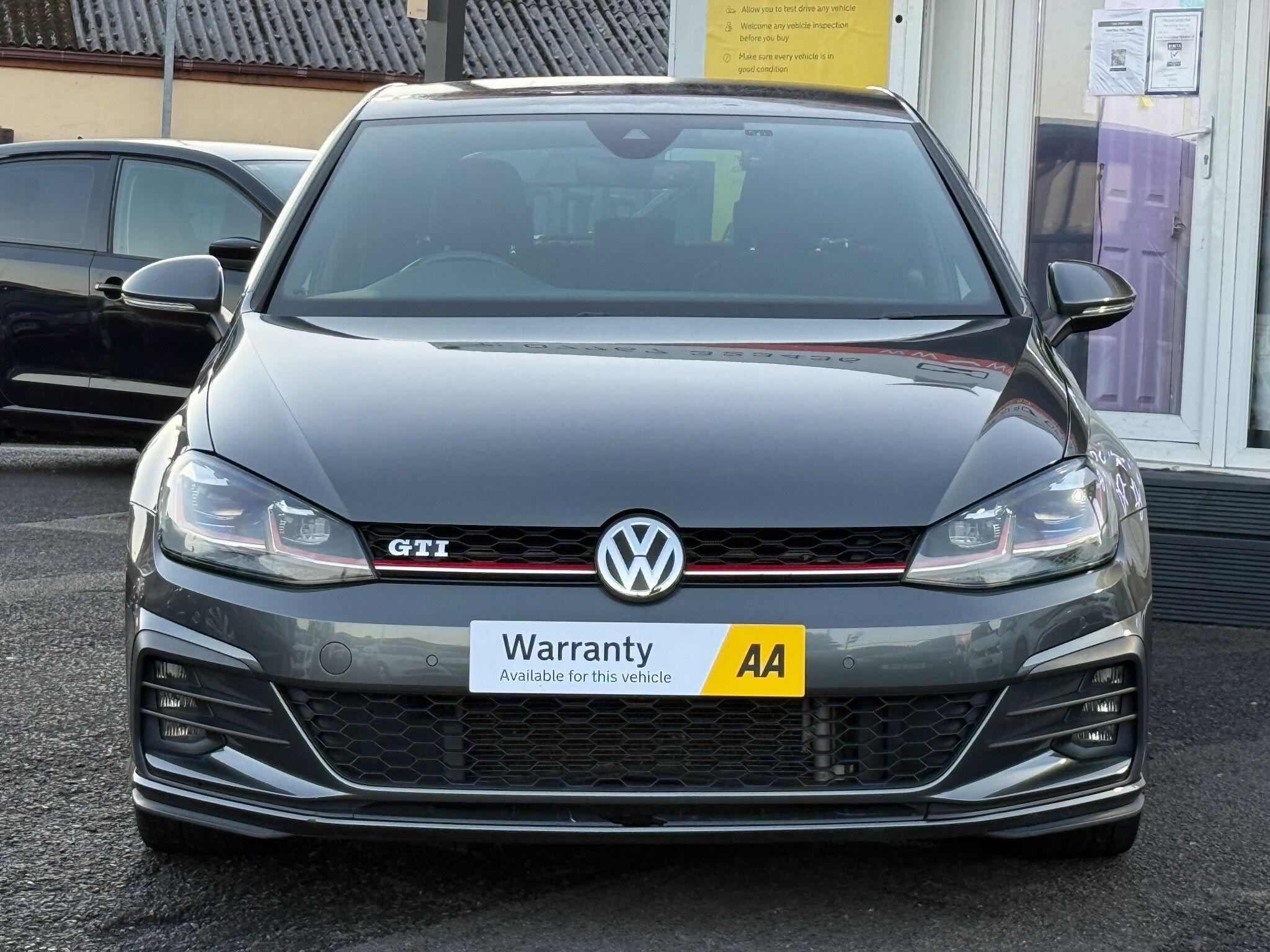 Volkswagen Golf - Image 8
