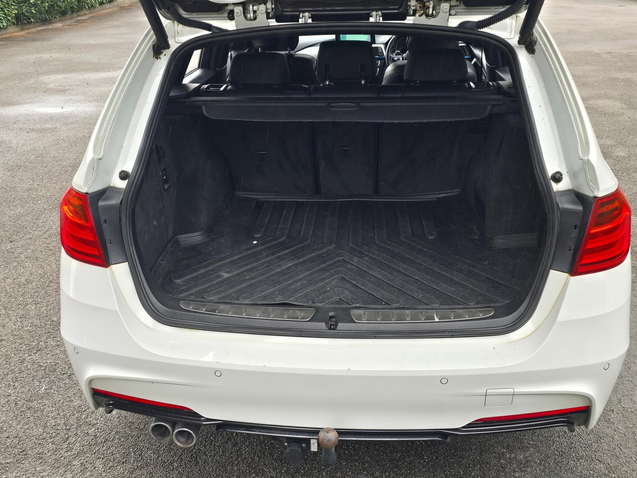BMW 3 Series - Image 10