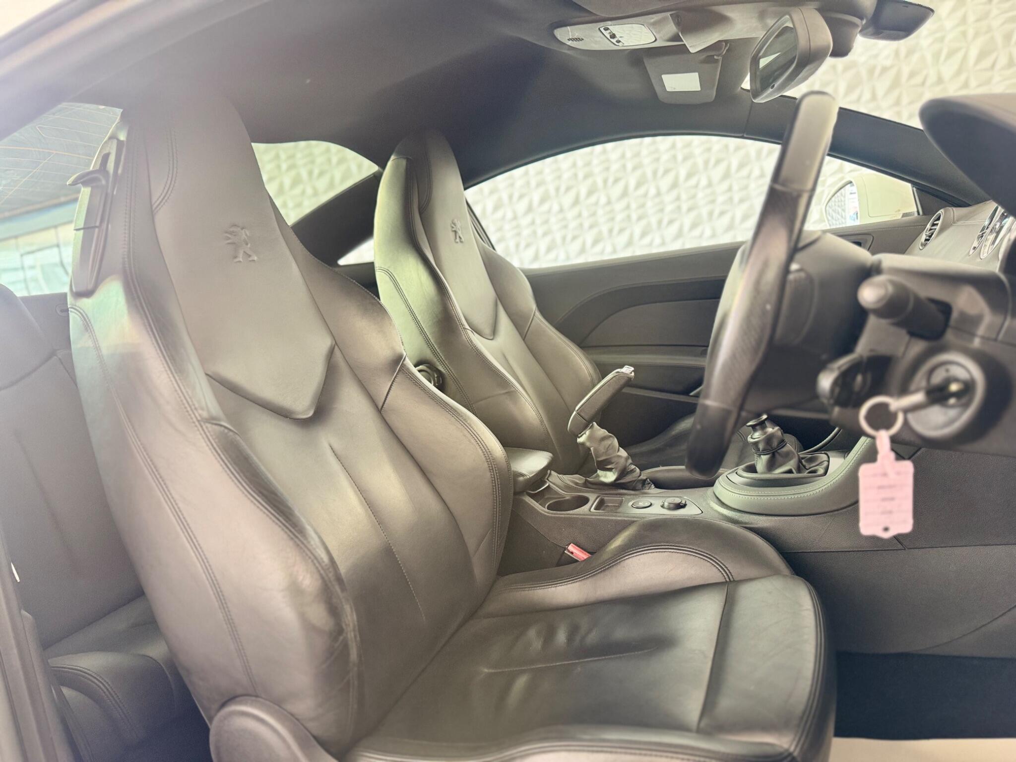 Peugeot RCZ - Image 25
