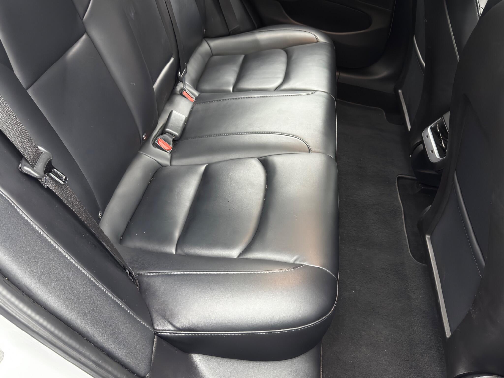 Tesla Model 3 - Image 16