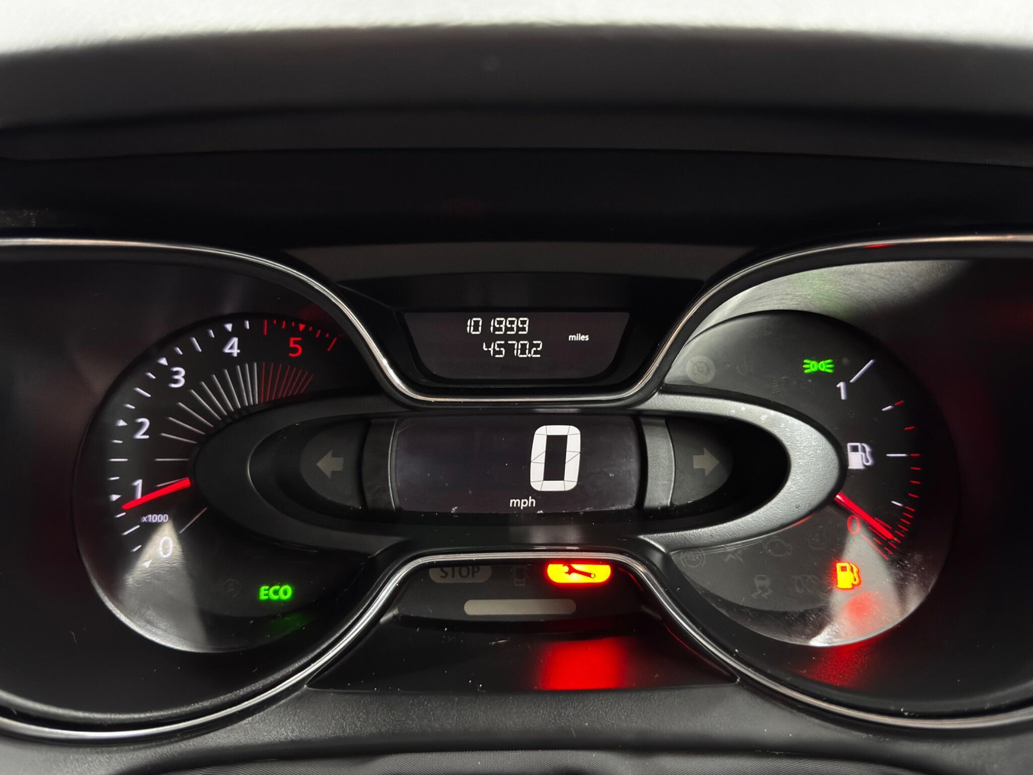 Renault Captur - Image 22