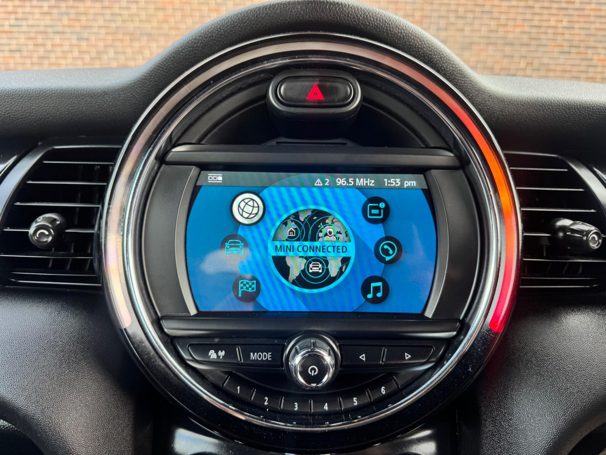 MINI Convertible - Image 52