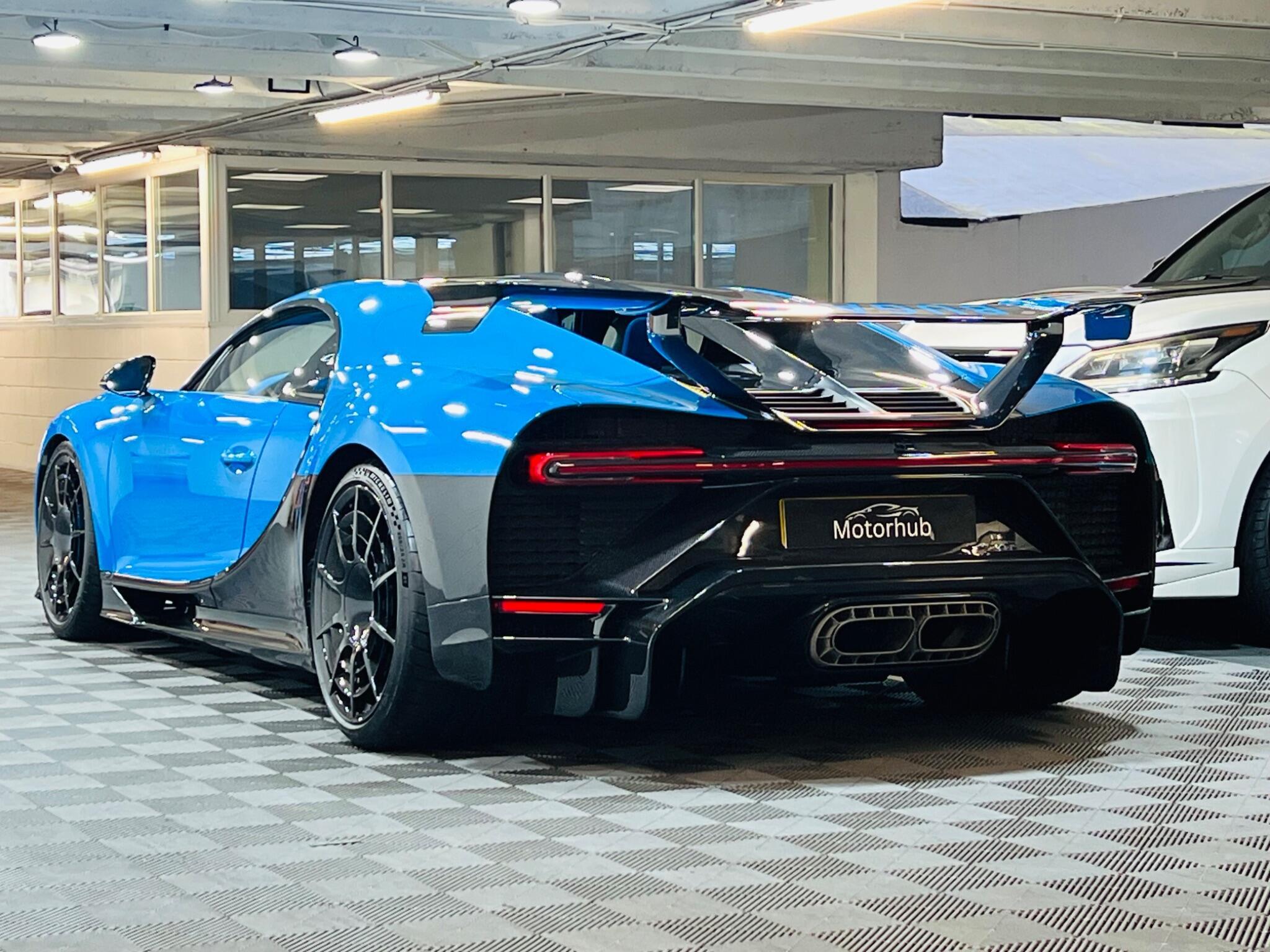 Bugatti Chiron - Image 3