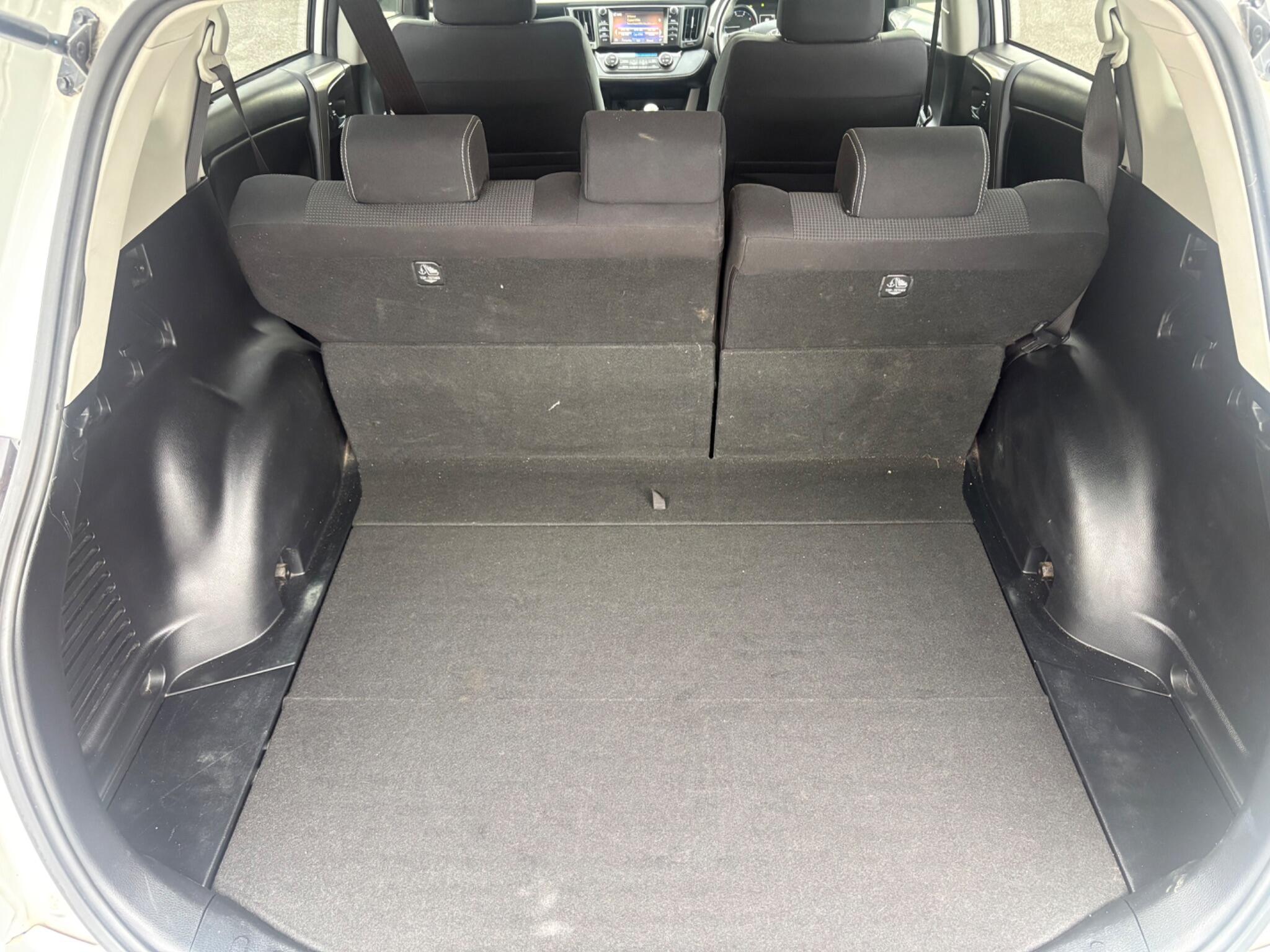 Toyota RAV4 - Image 16