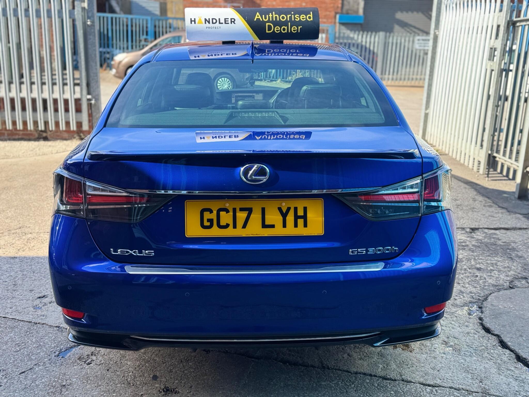 Lexus GS - Image 17