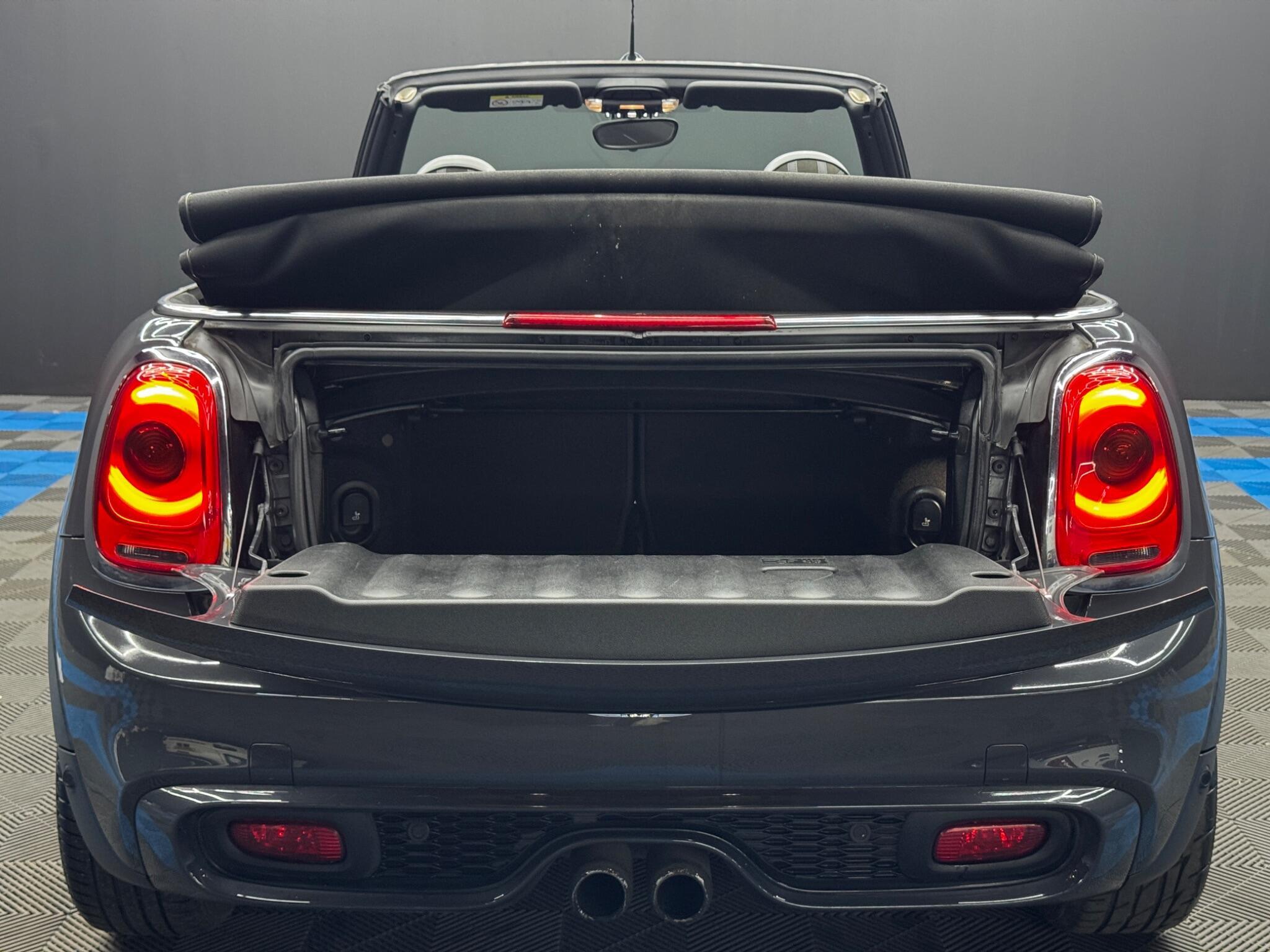 MINI Convertible - Image 39