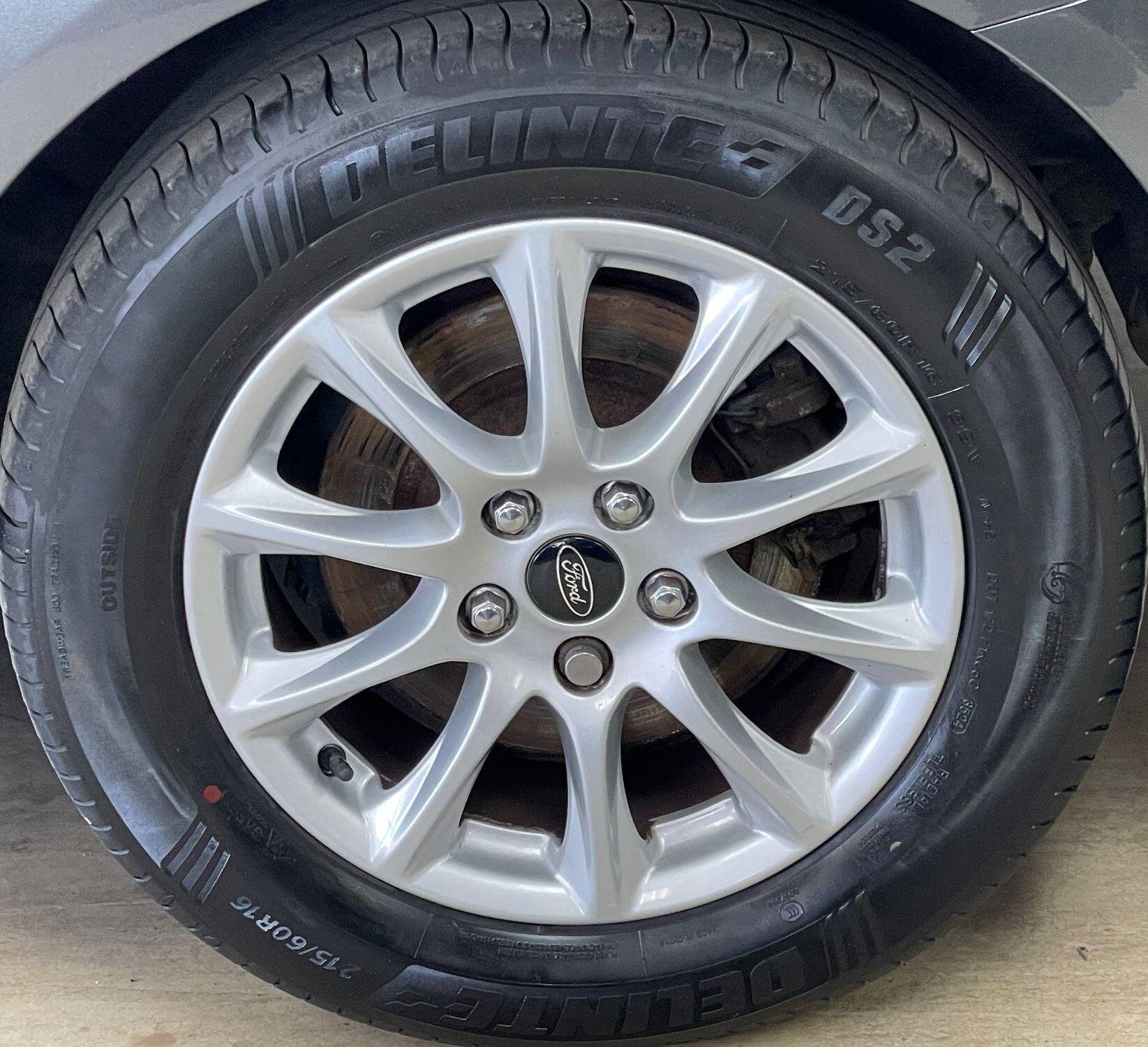 Ford Mondeo - Image 16