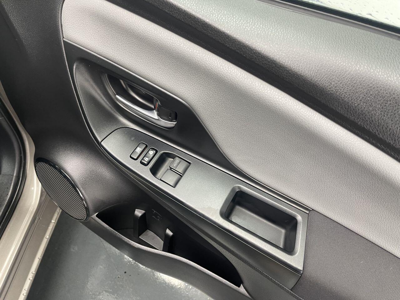 Toyota Yaris - Image 34