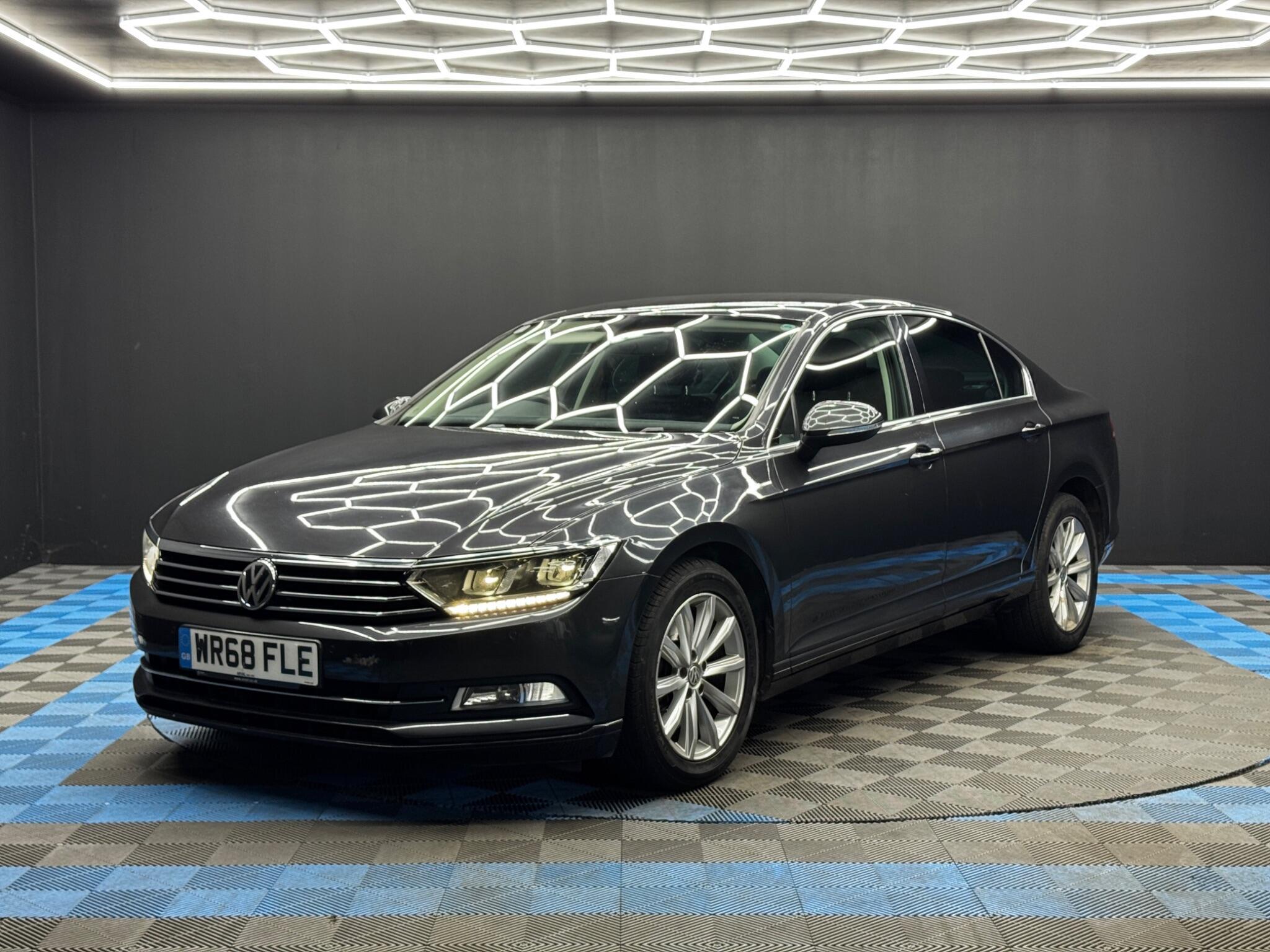 Volkswagen Passat - Image 3