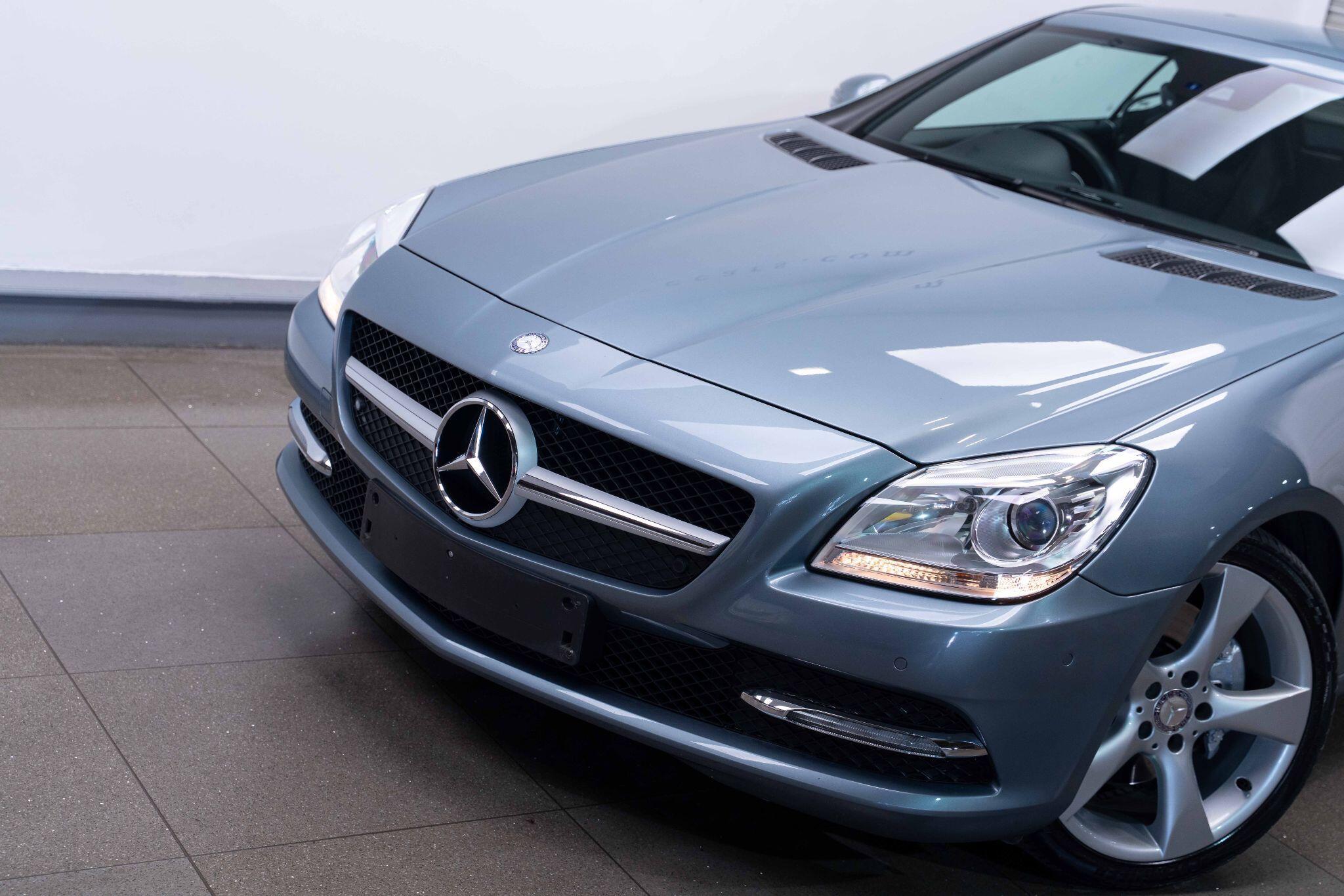 Mercedes SLK - Image 8