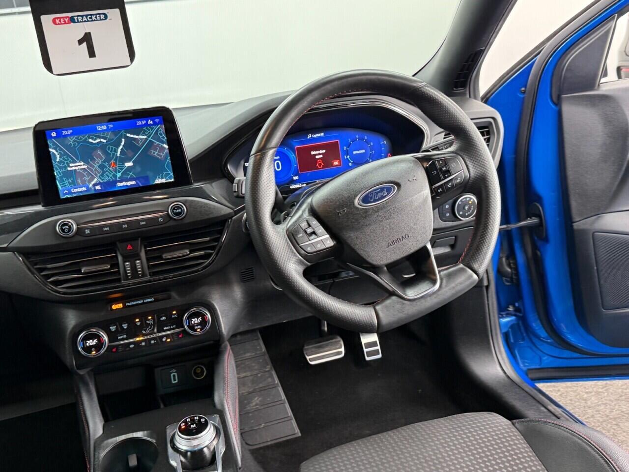 Ford Focus - Image 30