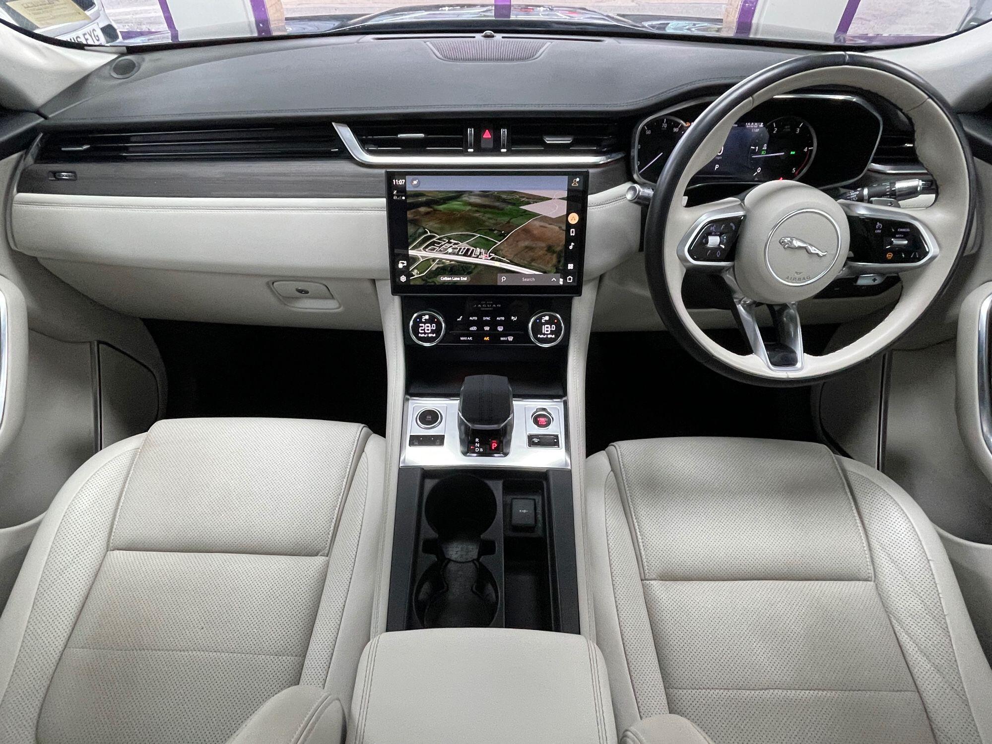 Jaguar F-Pace - Image 2