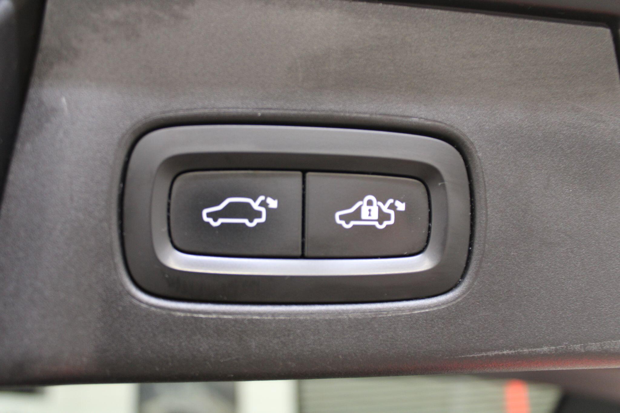 Volvo V90 - Image 28