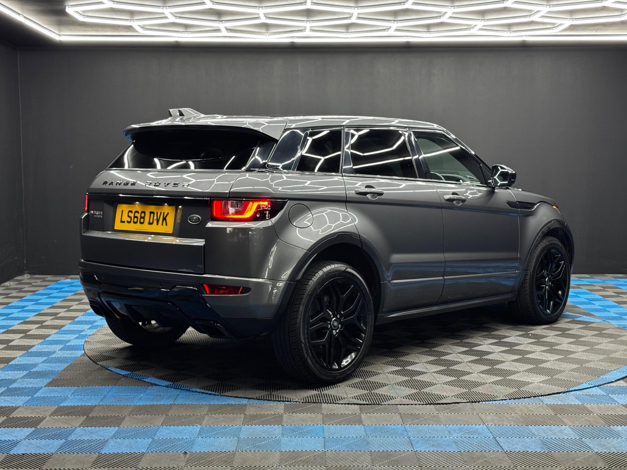 Land Rover Range Rover Evoque - Image 5