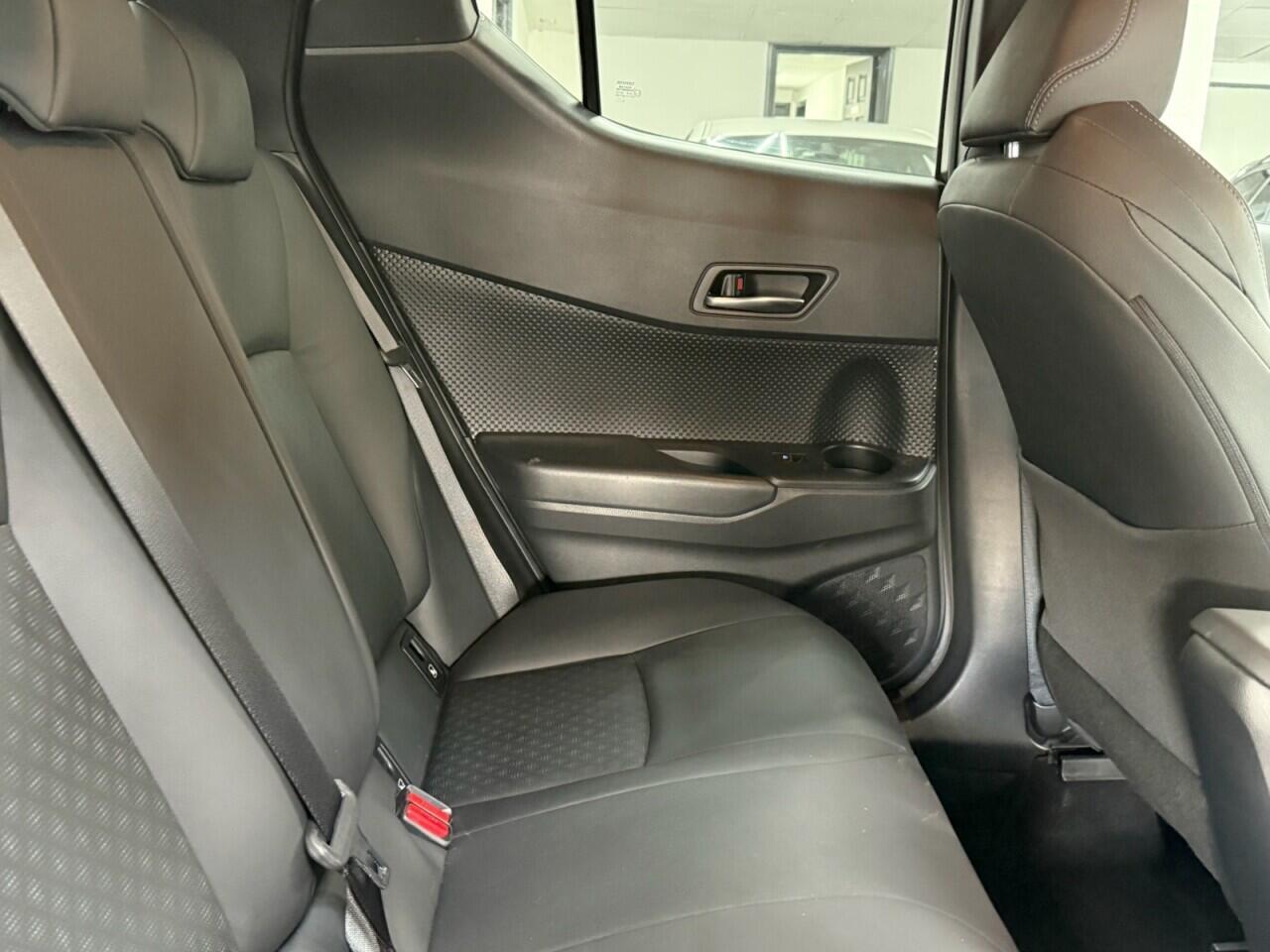 Toyota C-Hr - Image 30