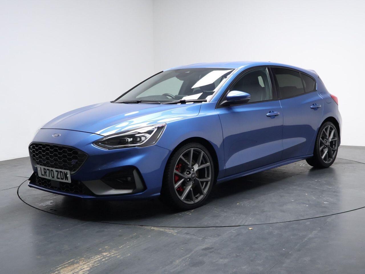 Ford Focus - Image 6