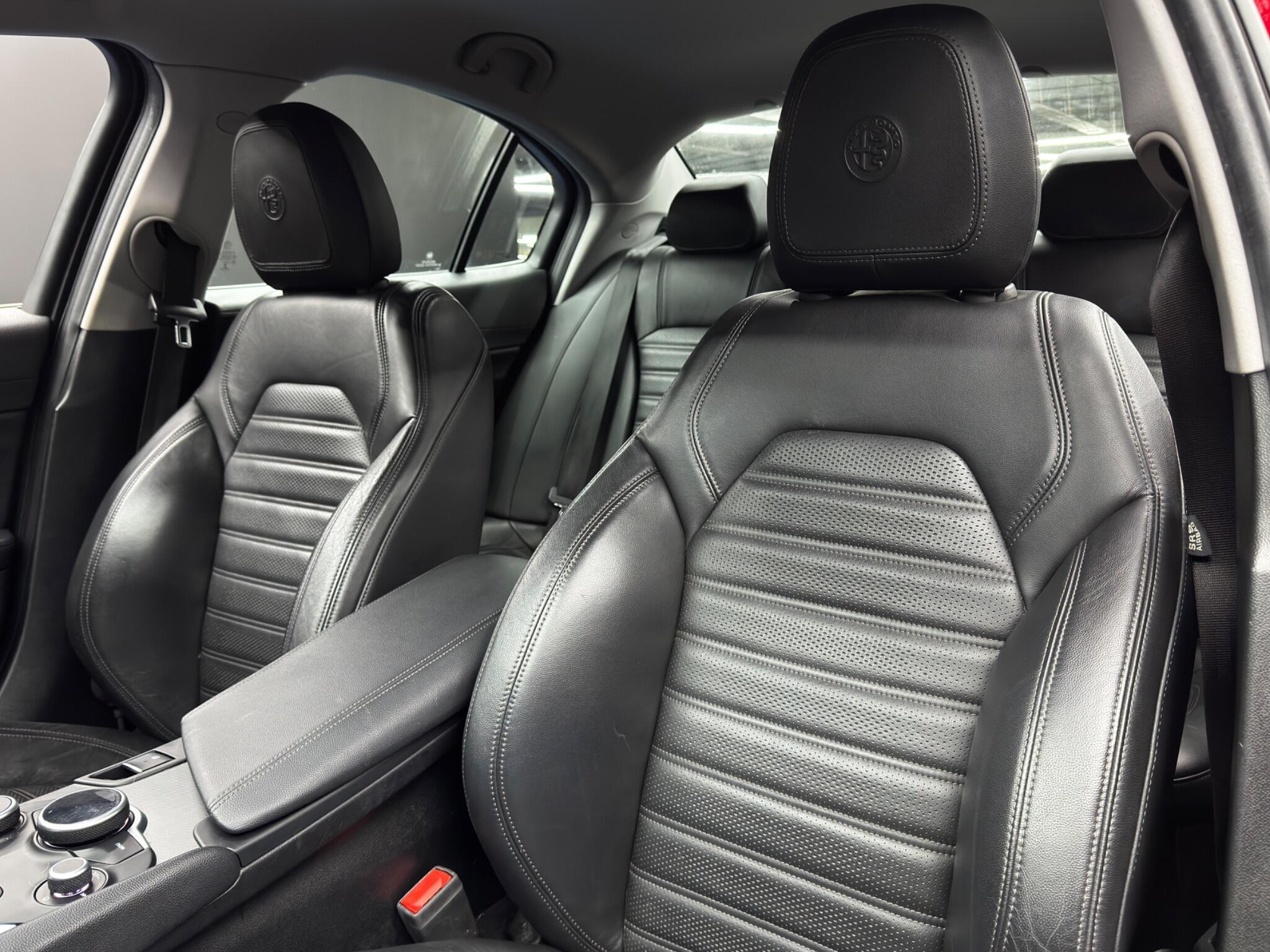 Alfa Romeo Giulia - Image 14