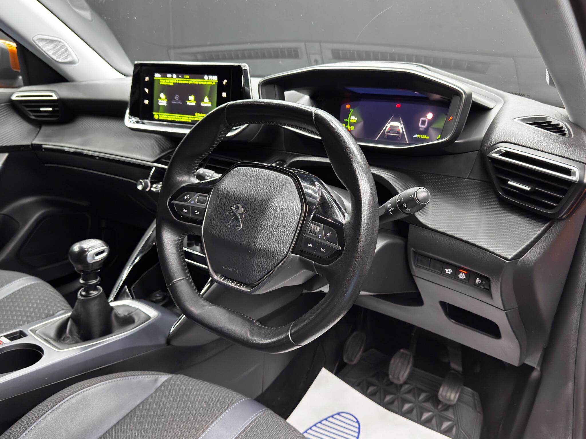 Peugeot 2008 - Image 9