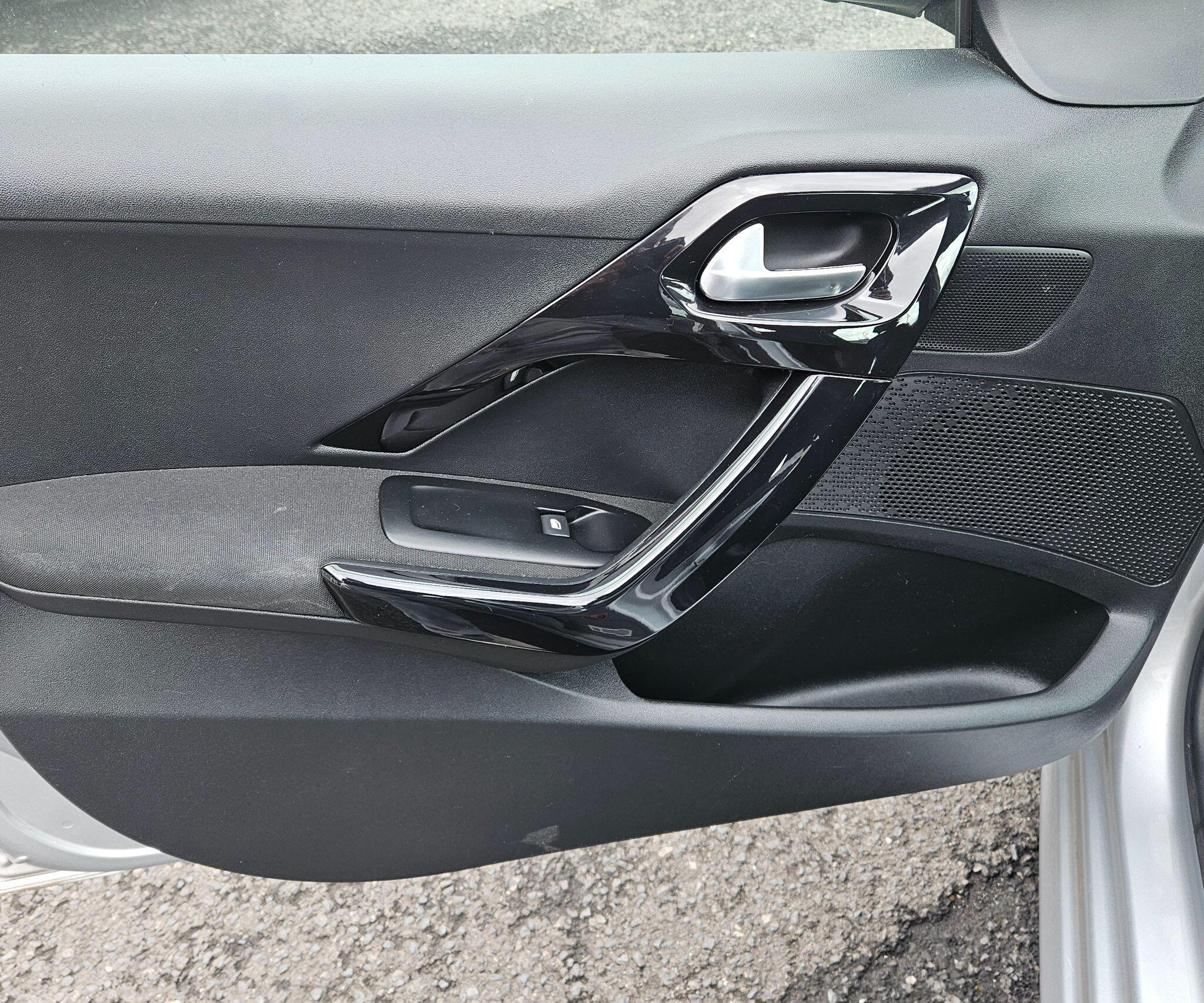 Peugeot 208 - Image 62