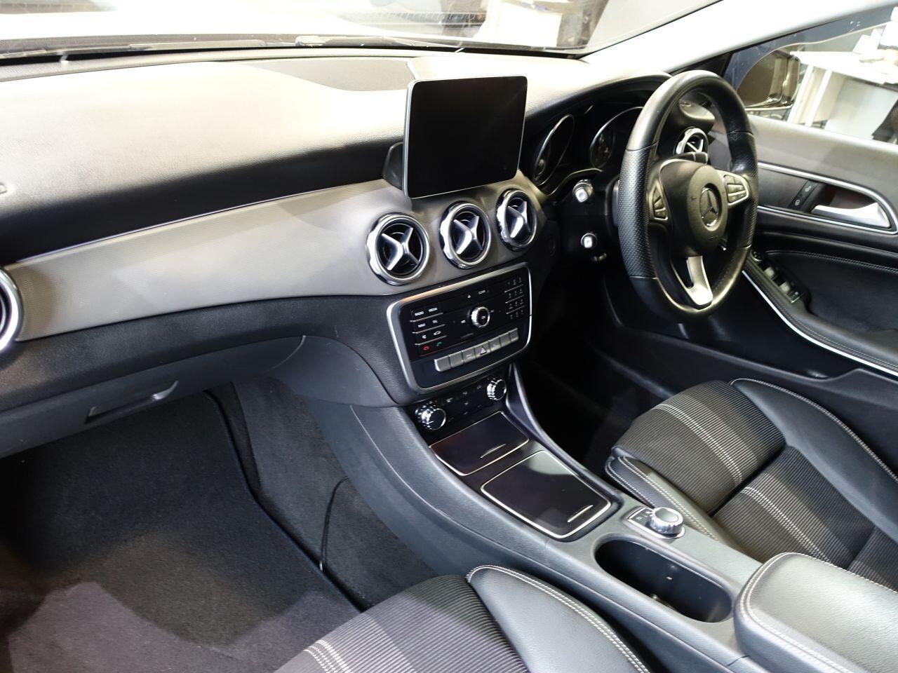 Mercedes GLA - Image 16