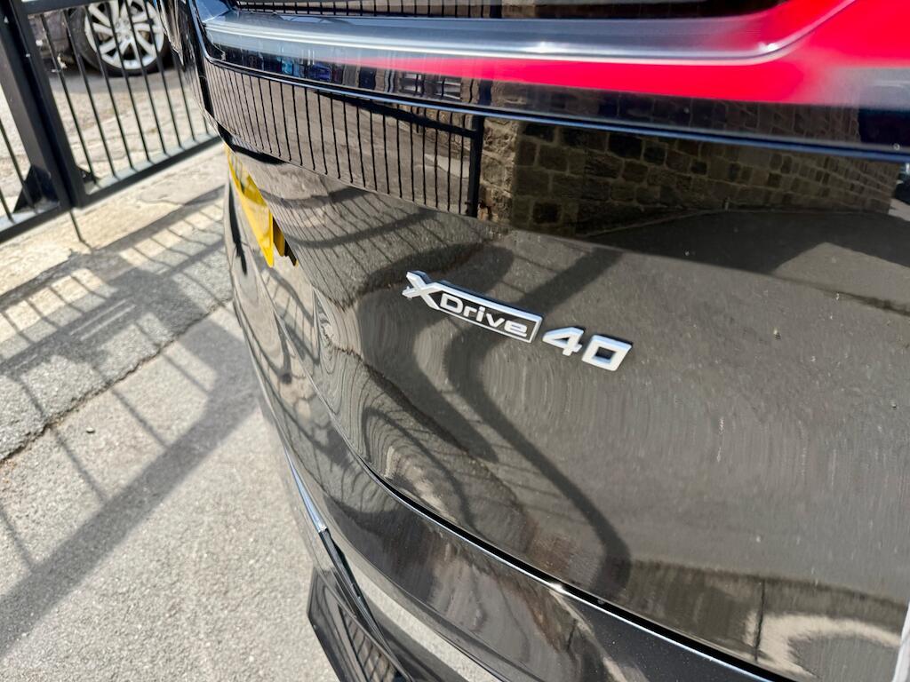 BMW IX - Image 18