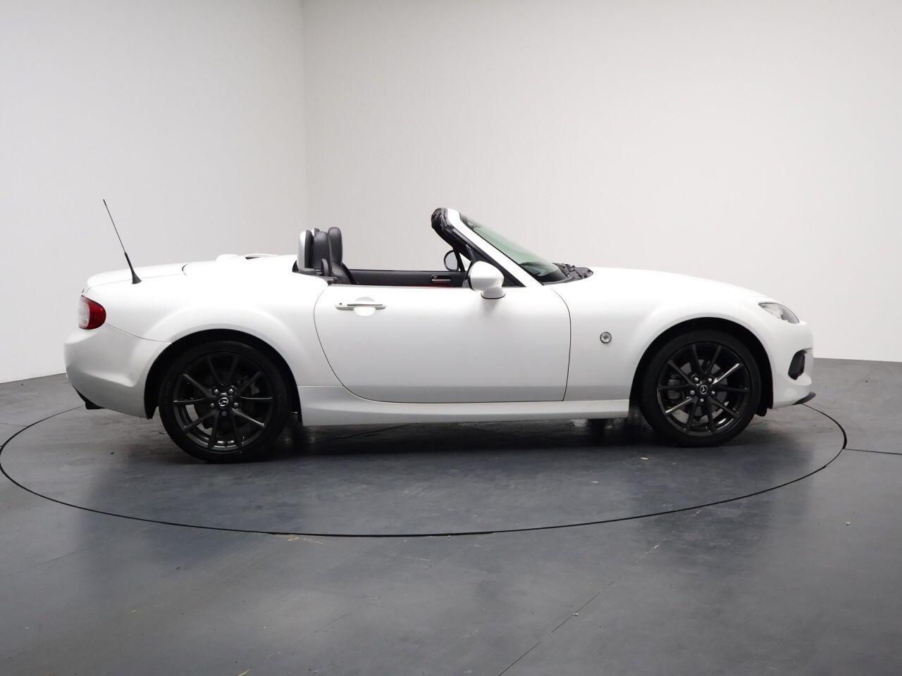 Mazda MX-5 - Image 14