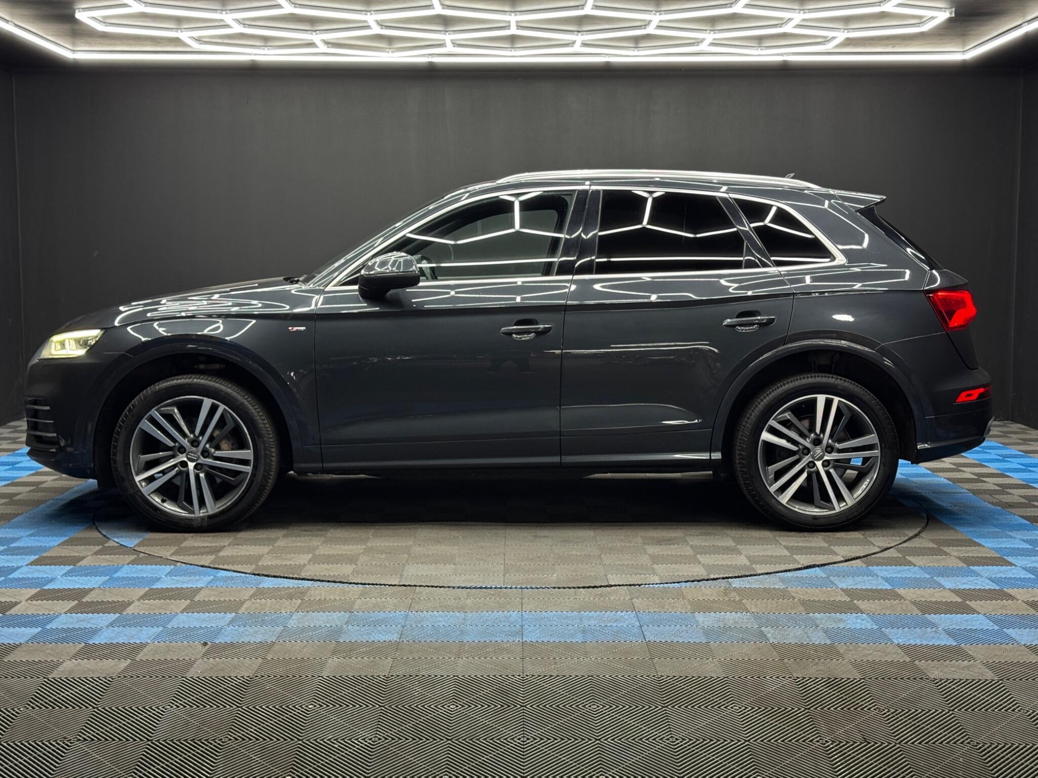 Audi Q5 - Image 8