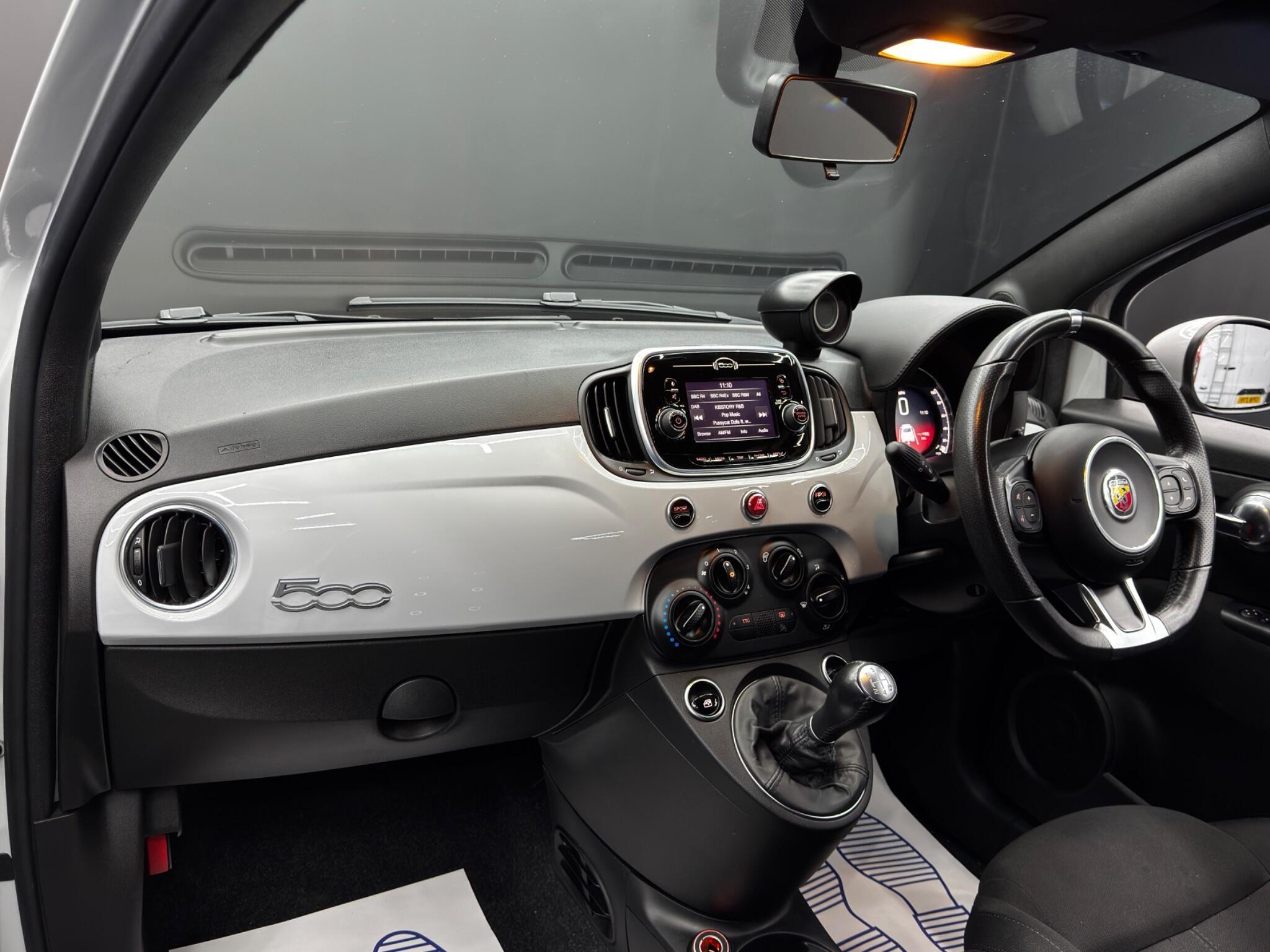 Abarth 595 - Image 11