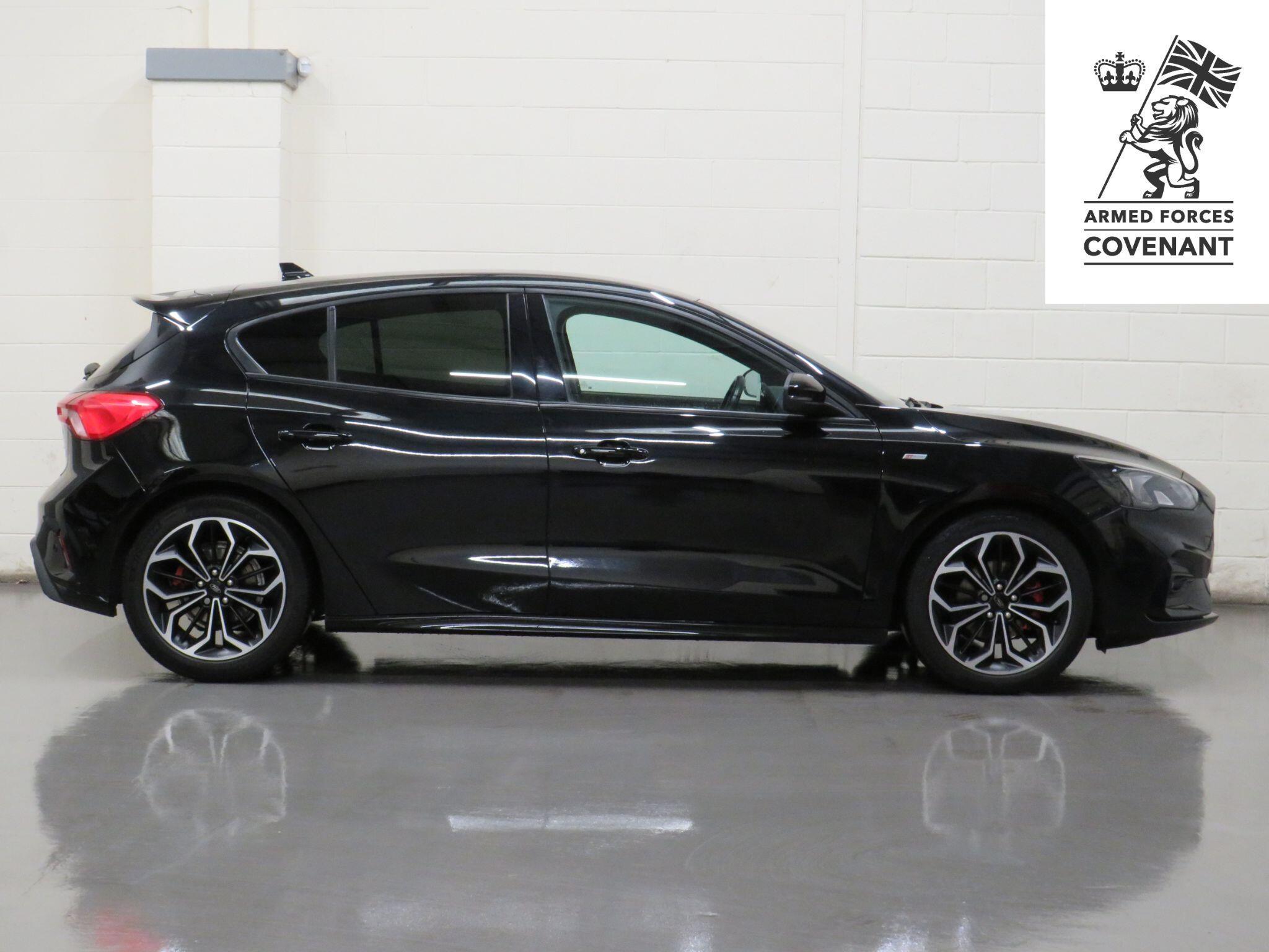 Ford Focus - Image 2
