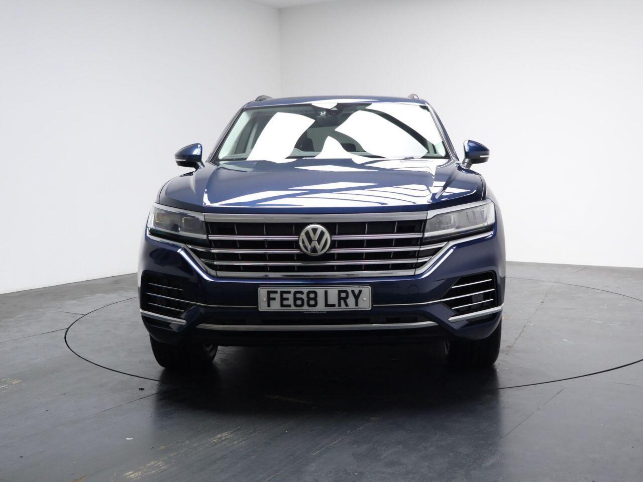 Volkswagen Touareg - Image 6