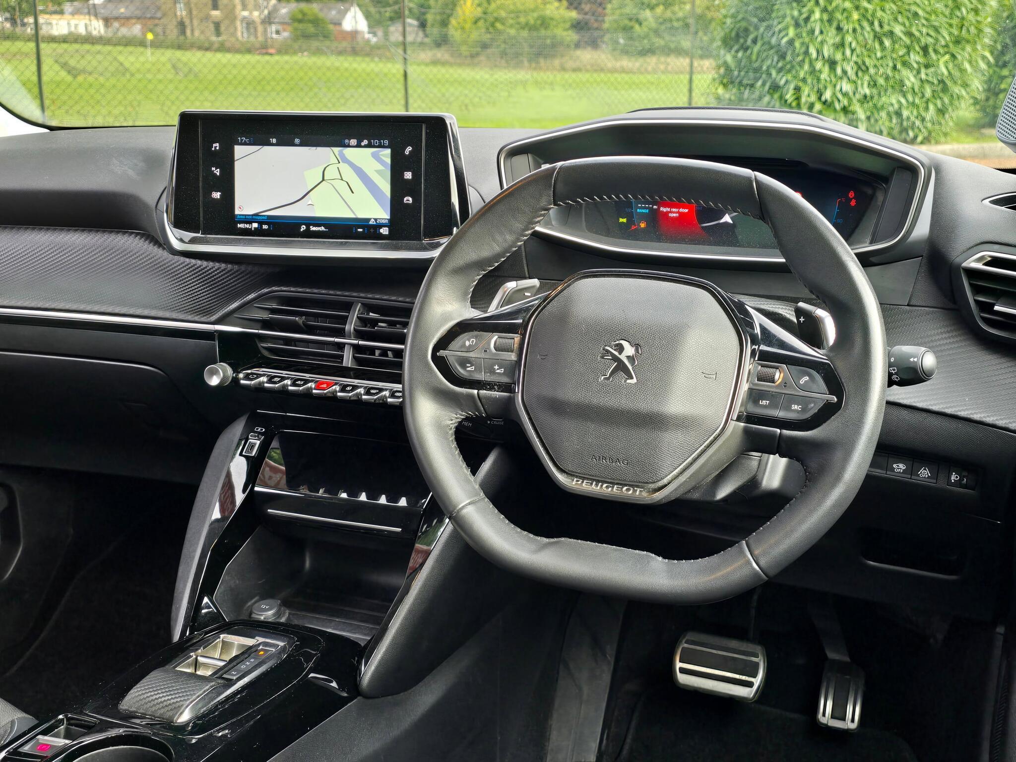 Peugeot 208 - Image 7