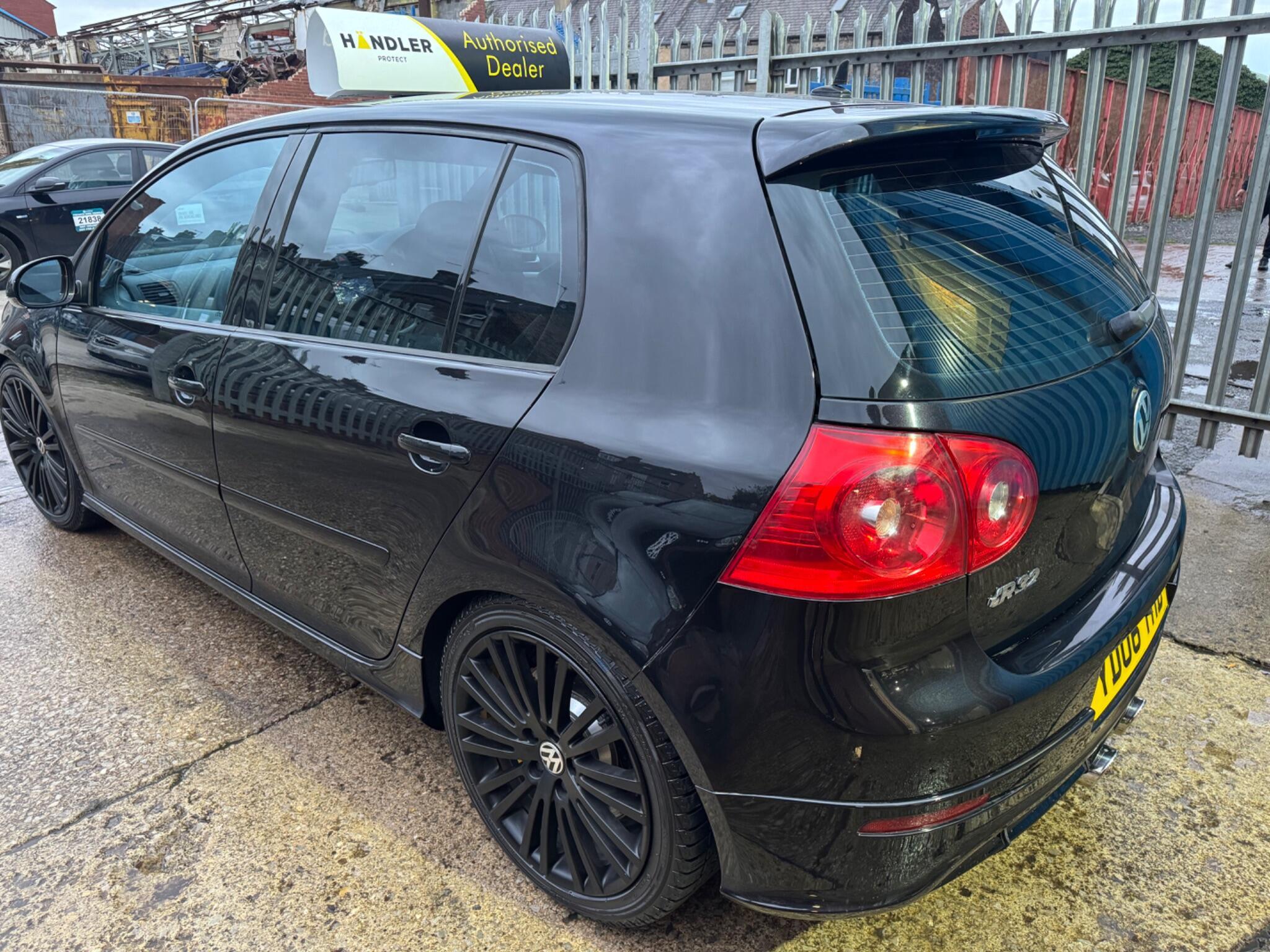 Volkswagen Golf - Image 8