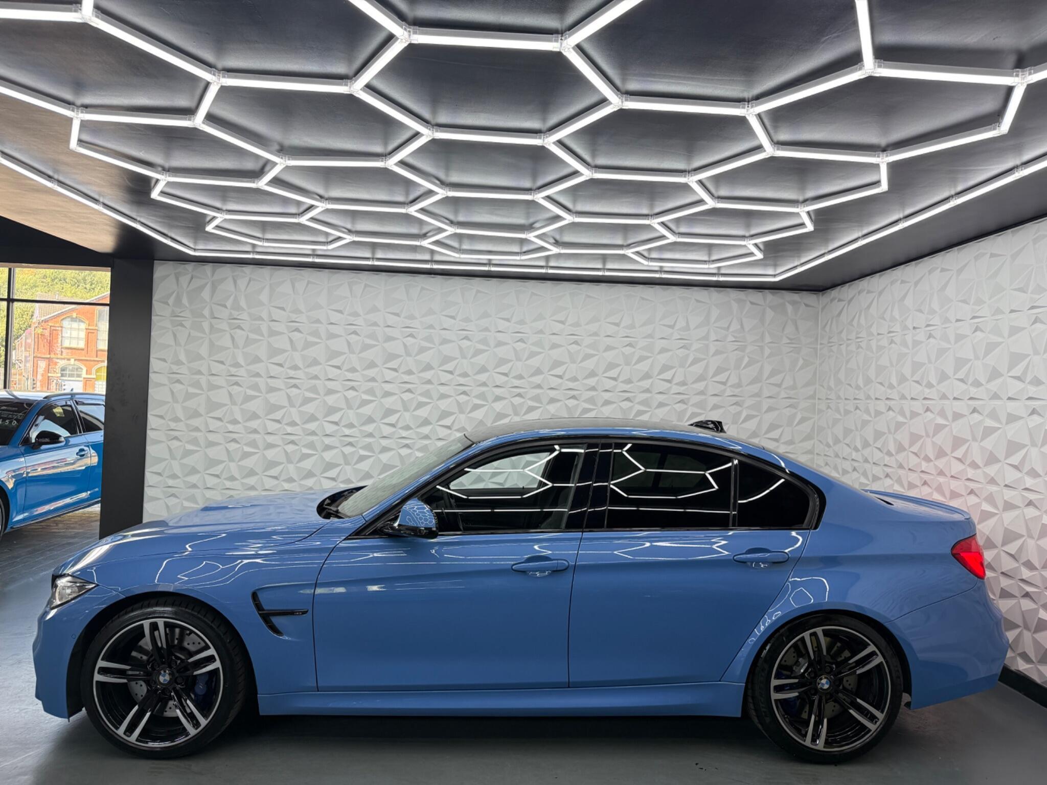BMW M3 - Image 7