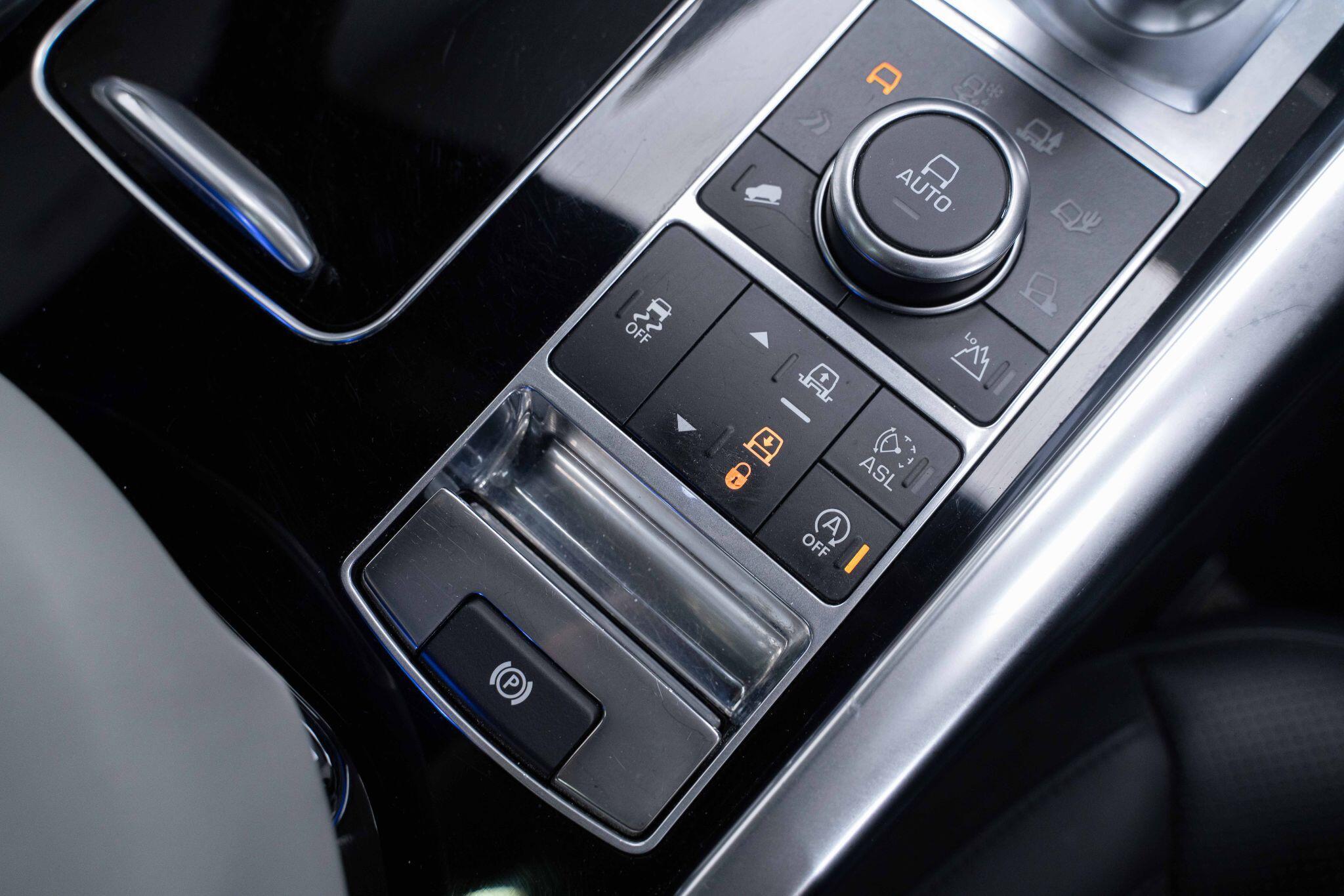 Land Rover RANGE ROVER SPORT - Image 25