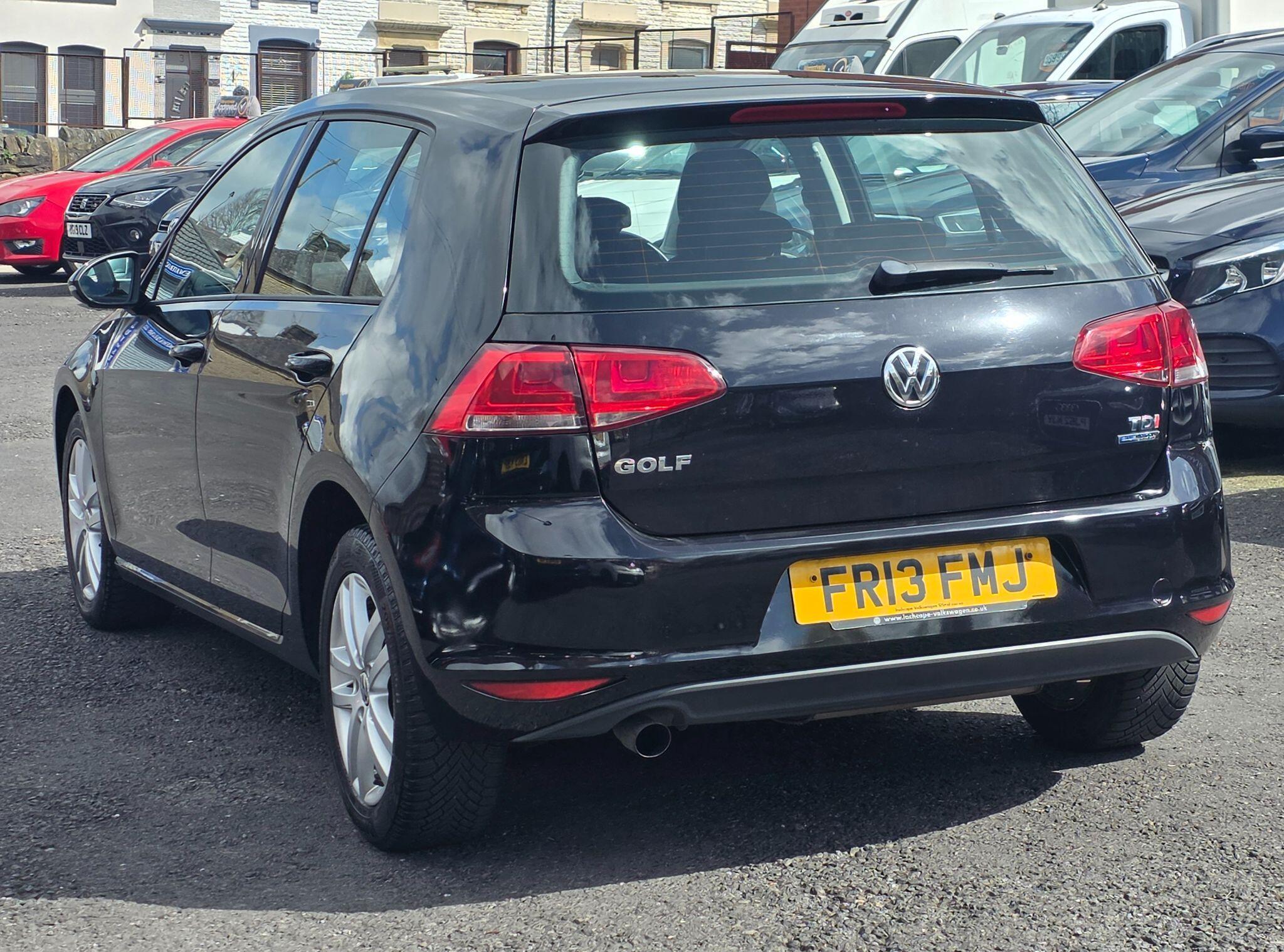 Volkswagen Golf - Image 5