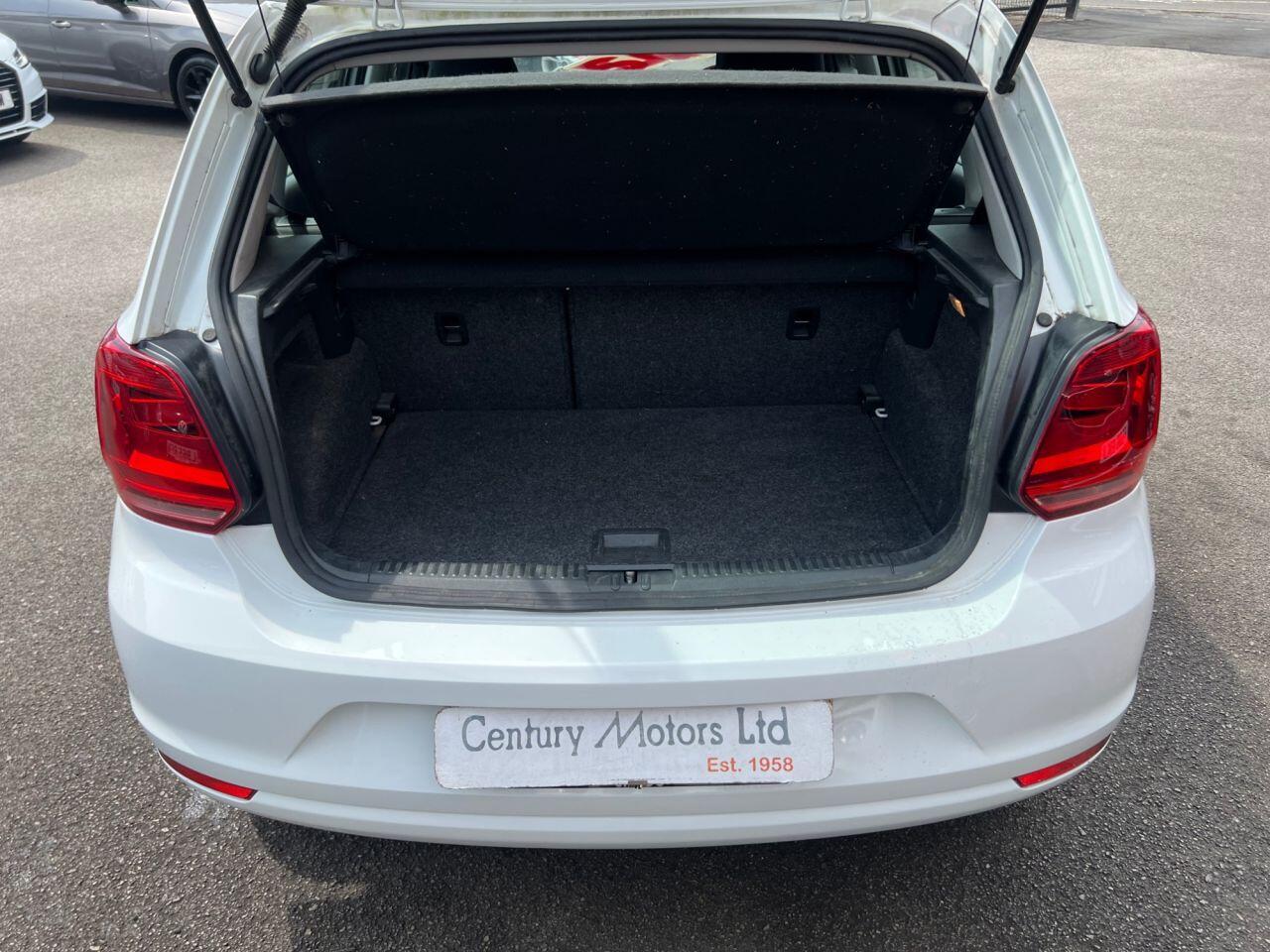 Volkswagen Polo - Image 6