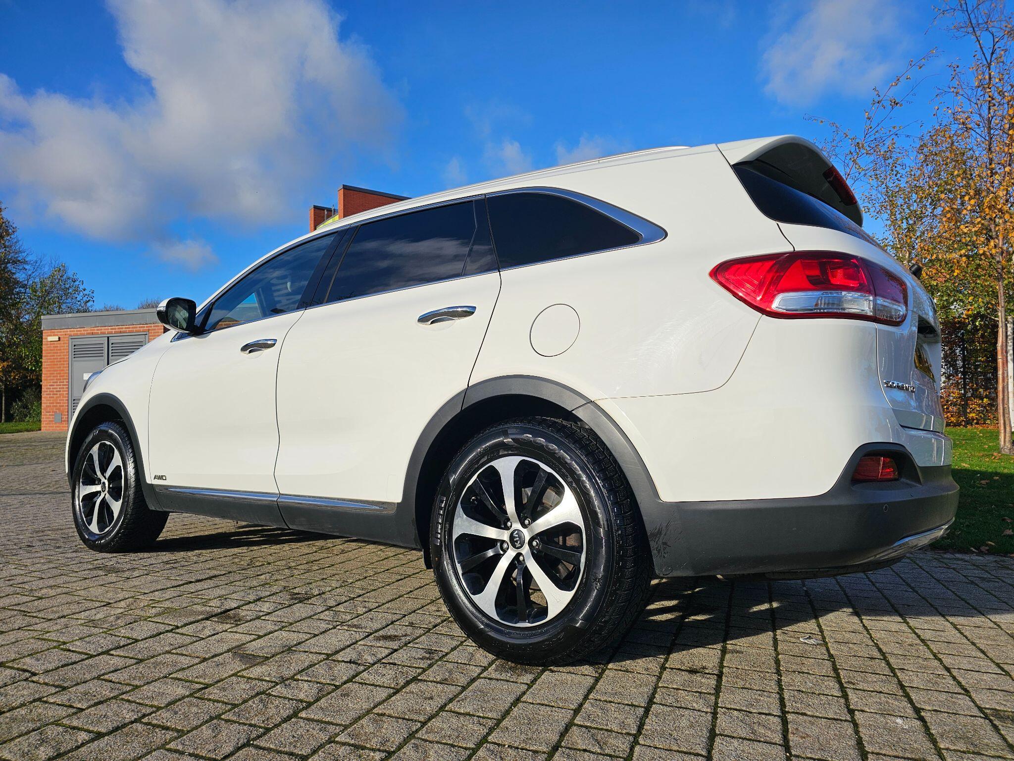 Kia Sorento - Image 19