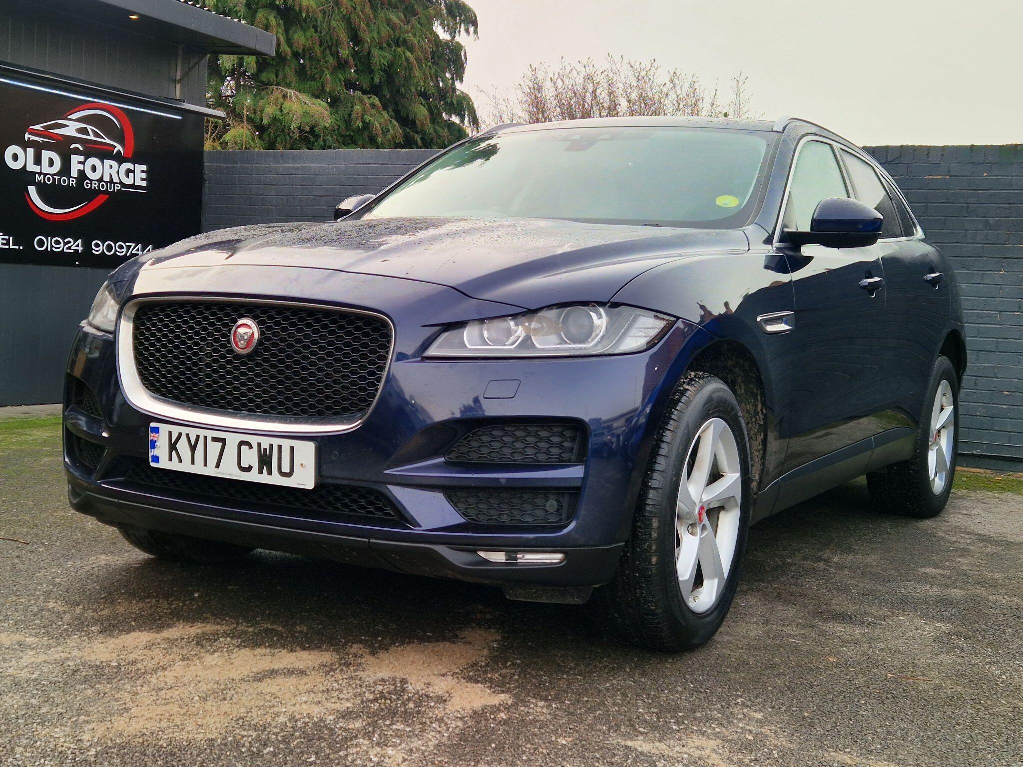 Jaguar F-Pace - Image 18