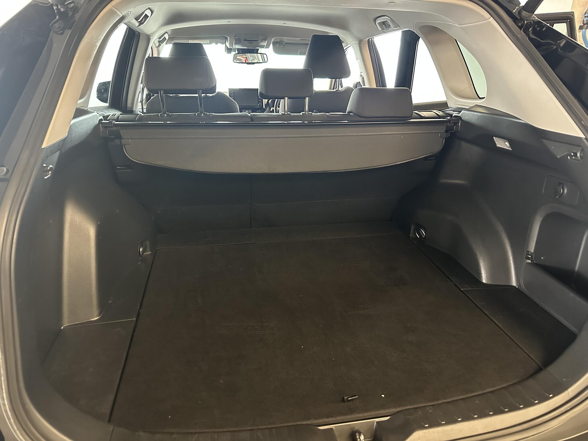 Toyota RAV4 - Image 16