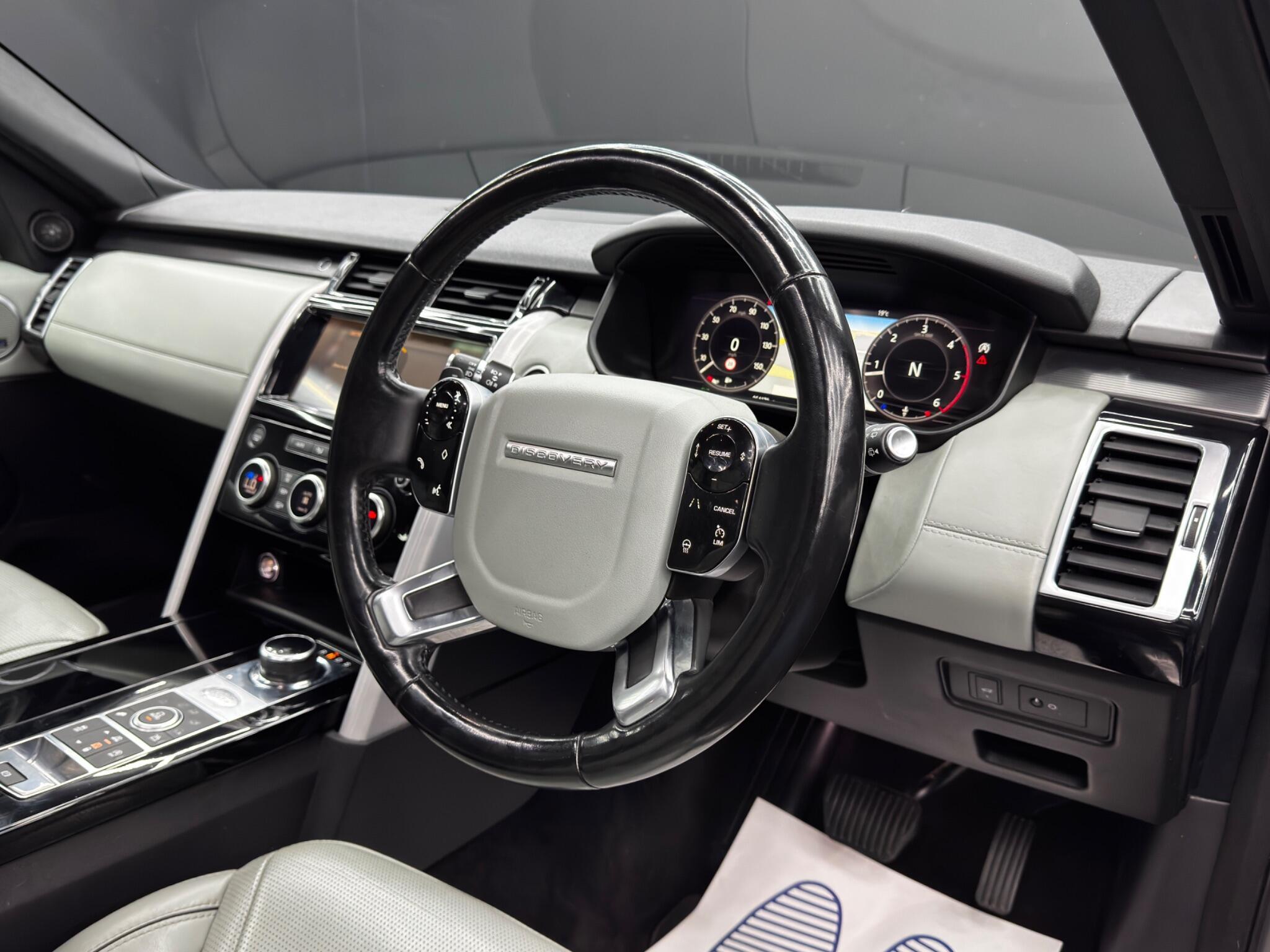 Land Rover Discovery - Image 9