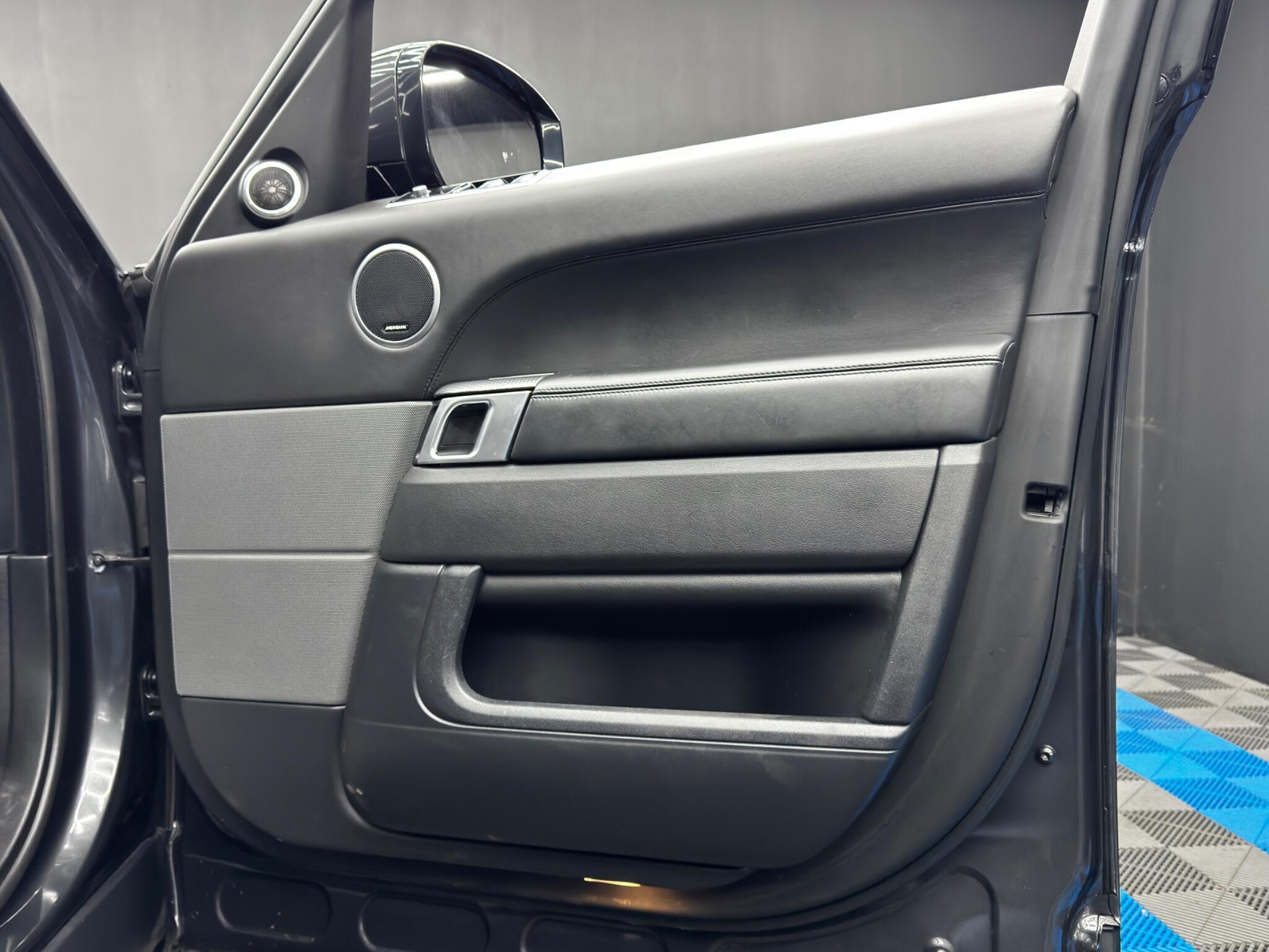 Land Rover RANGE ROVER SPORT - Image 44