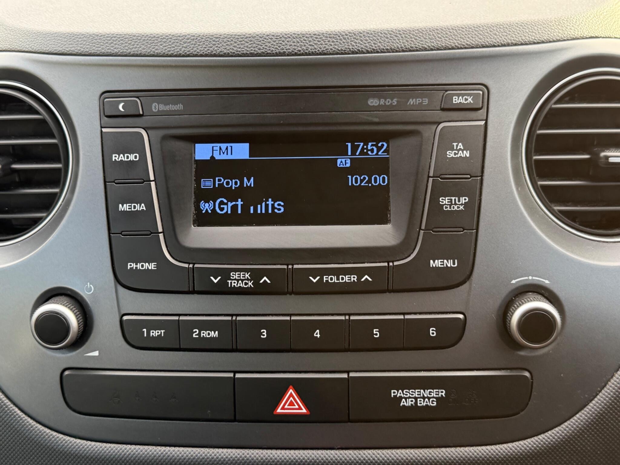 Hyundai i10 - Image 40