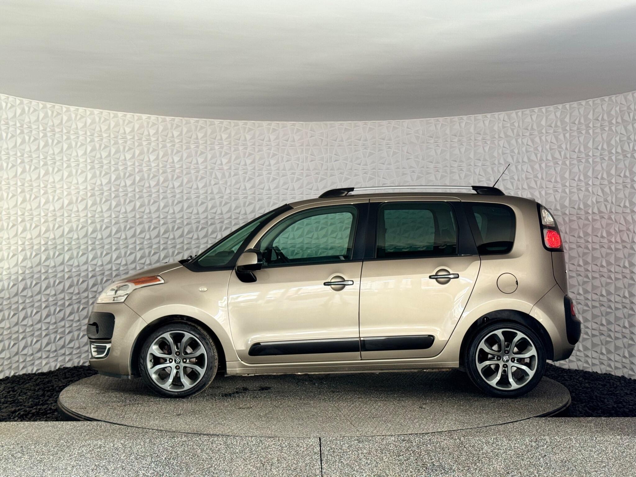 Citroen C3 Picasso - Image 19
