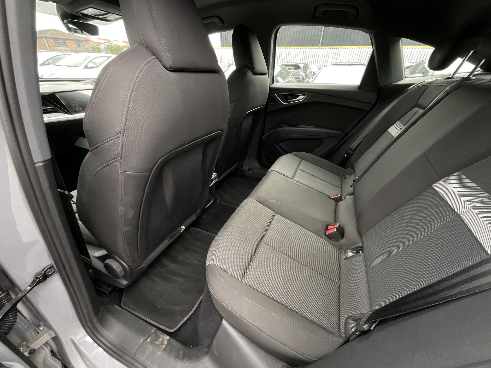 Audi Q4 E-Tron - Image 3